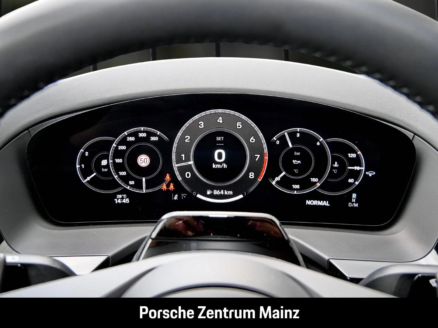 Porsche-Panamera-image-16