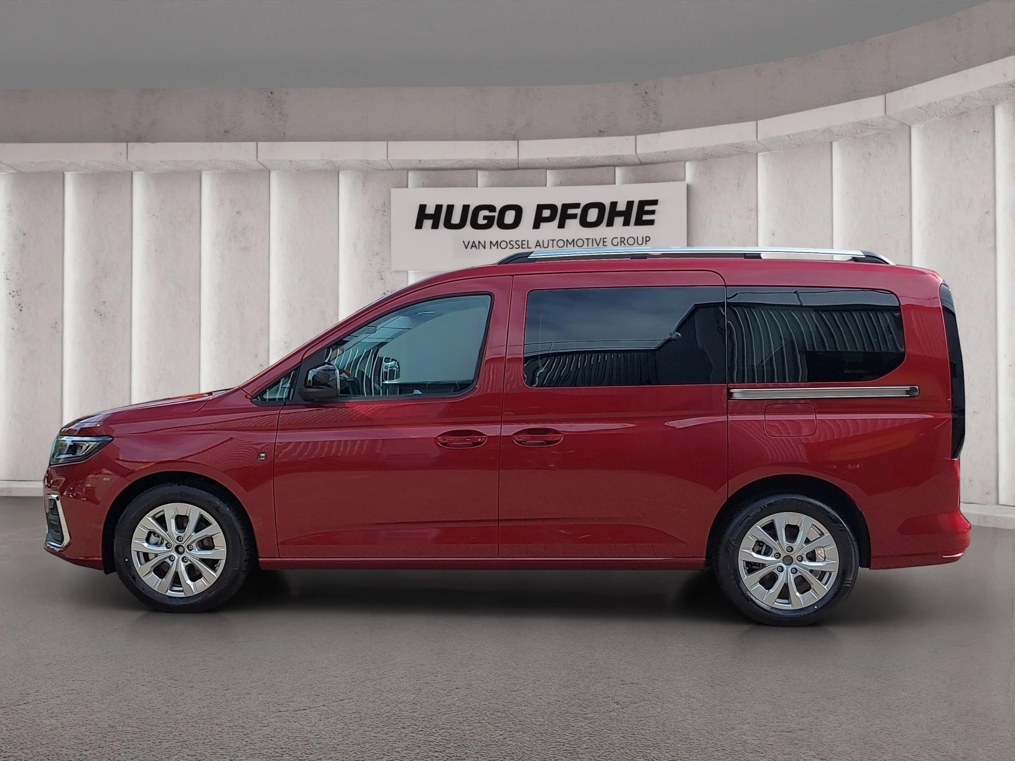 Ford-Tourneo Connect-image-1