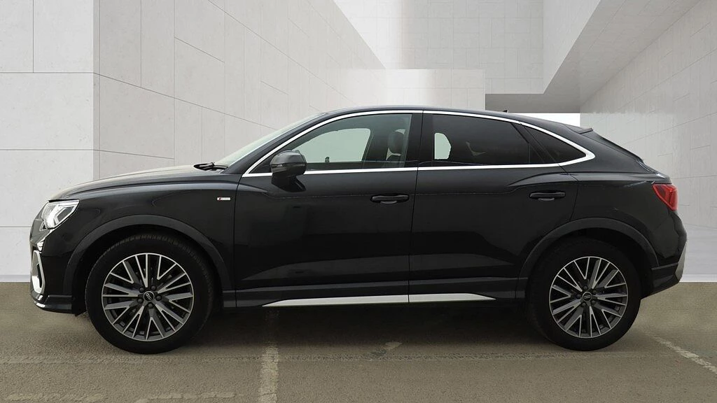 Audi-Q3-image-36