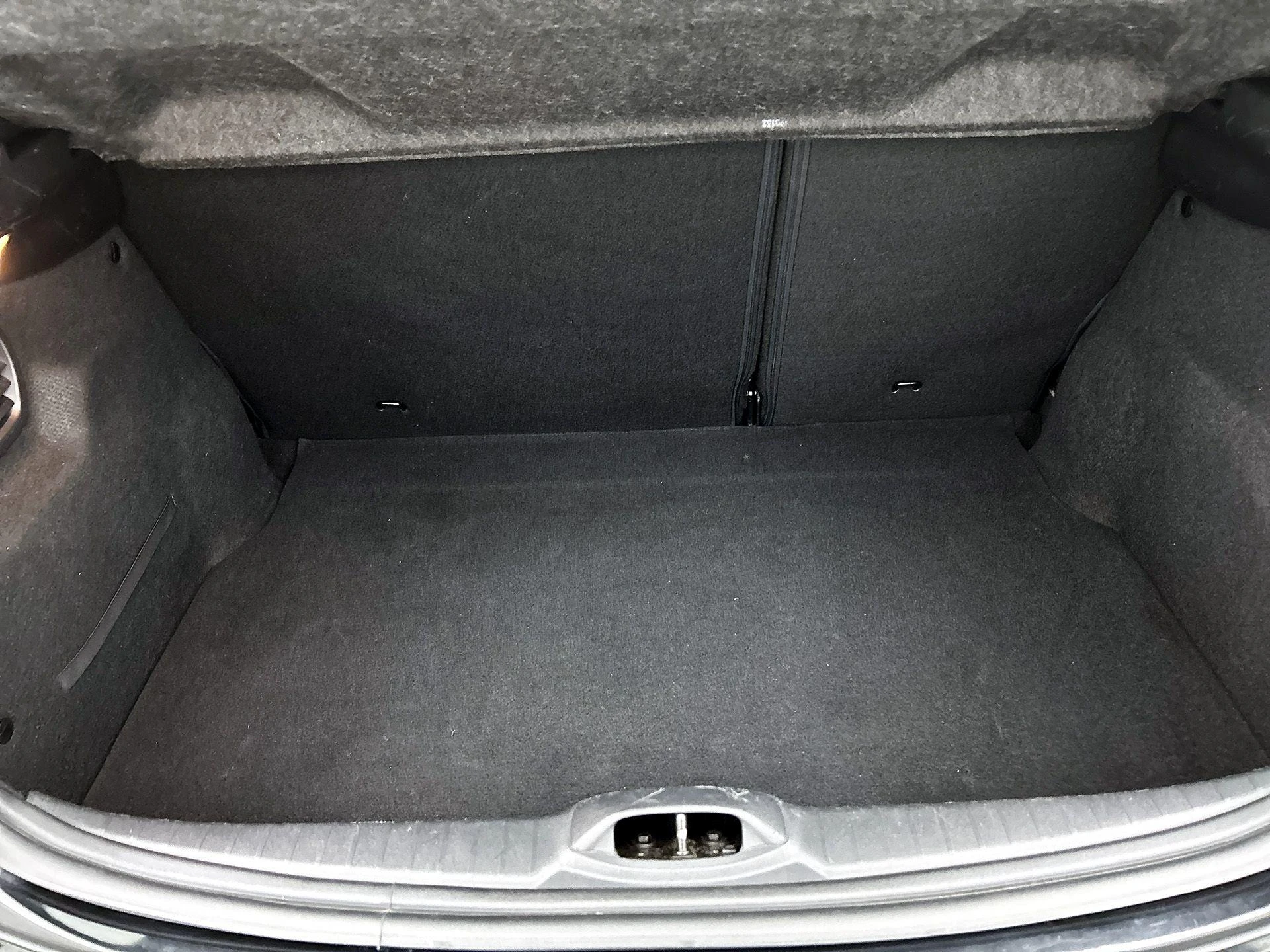 Peugeot-208-image-16