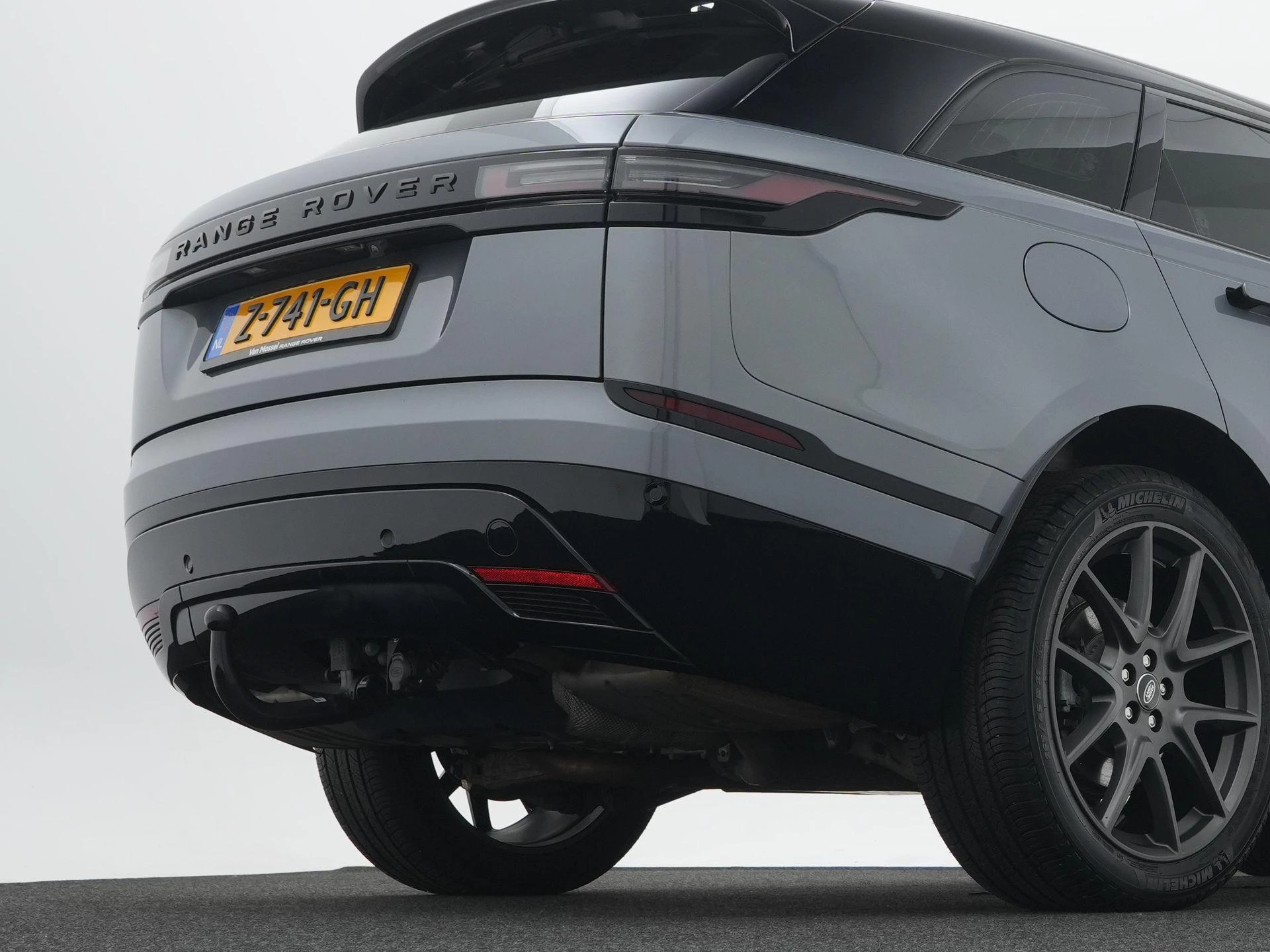 Land Rover Range Rover Velar 2.0 P400e R-Dynamic HSE
