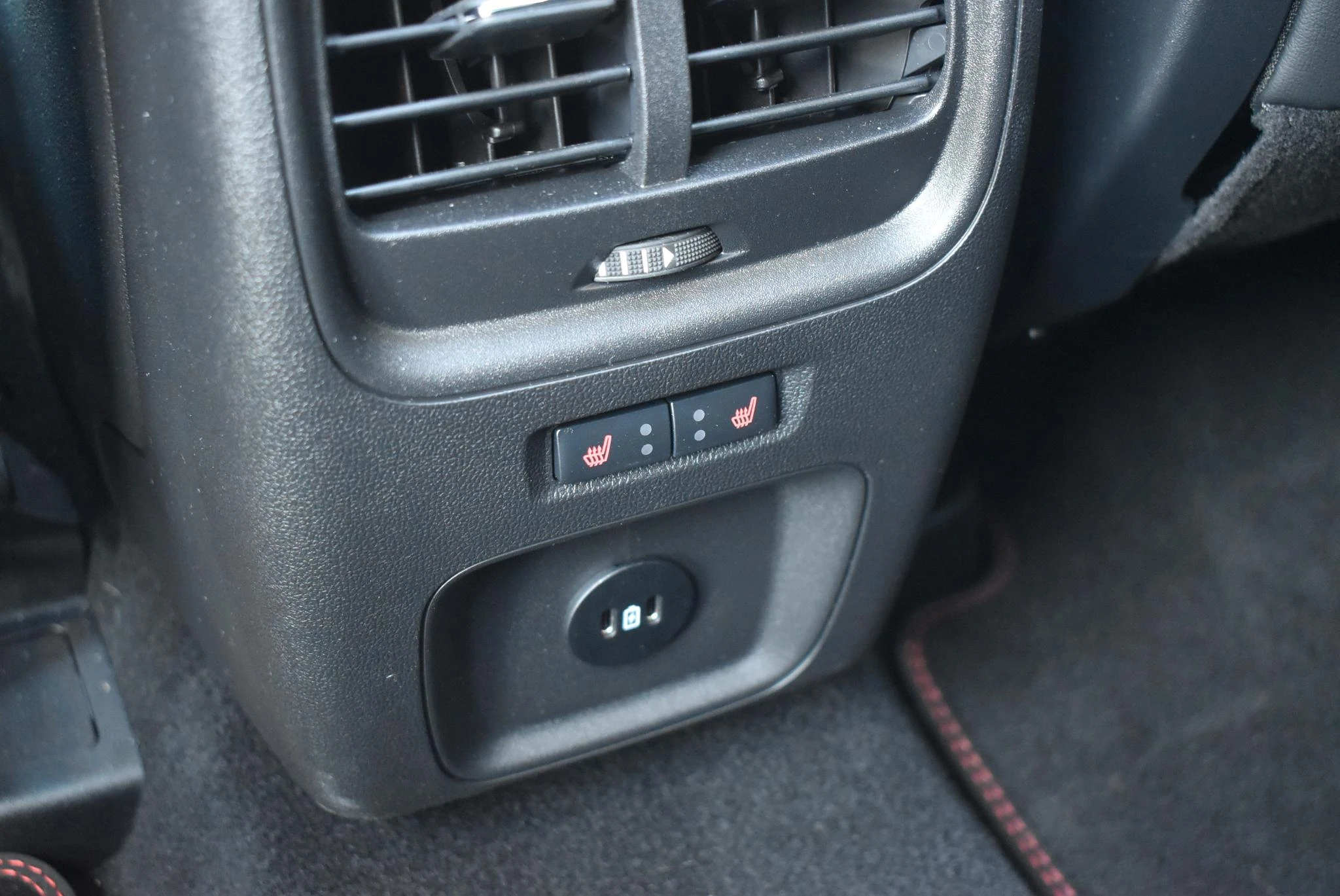 Ford-Kuga-image-36