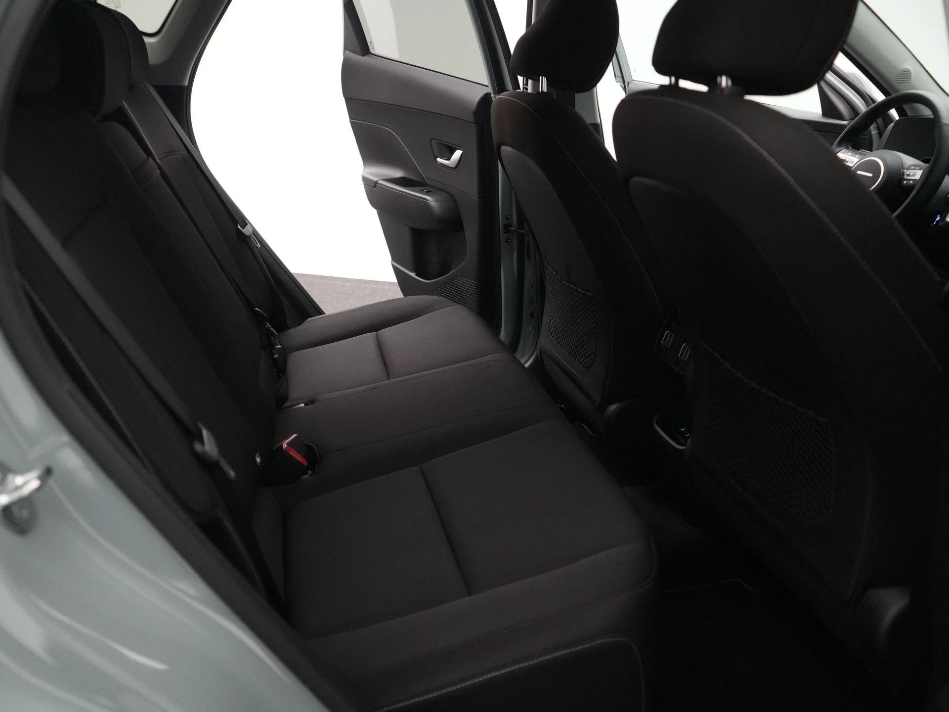 Hyundai-Kona-image-38