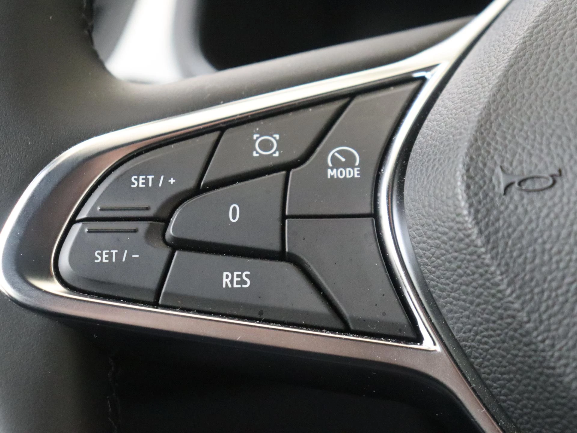 Renault-Captur-image-16