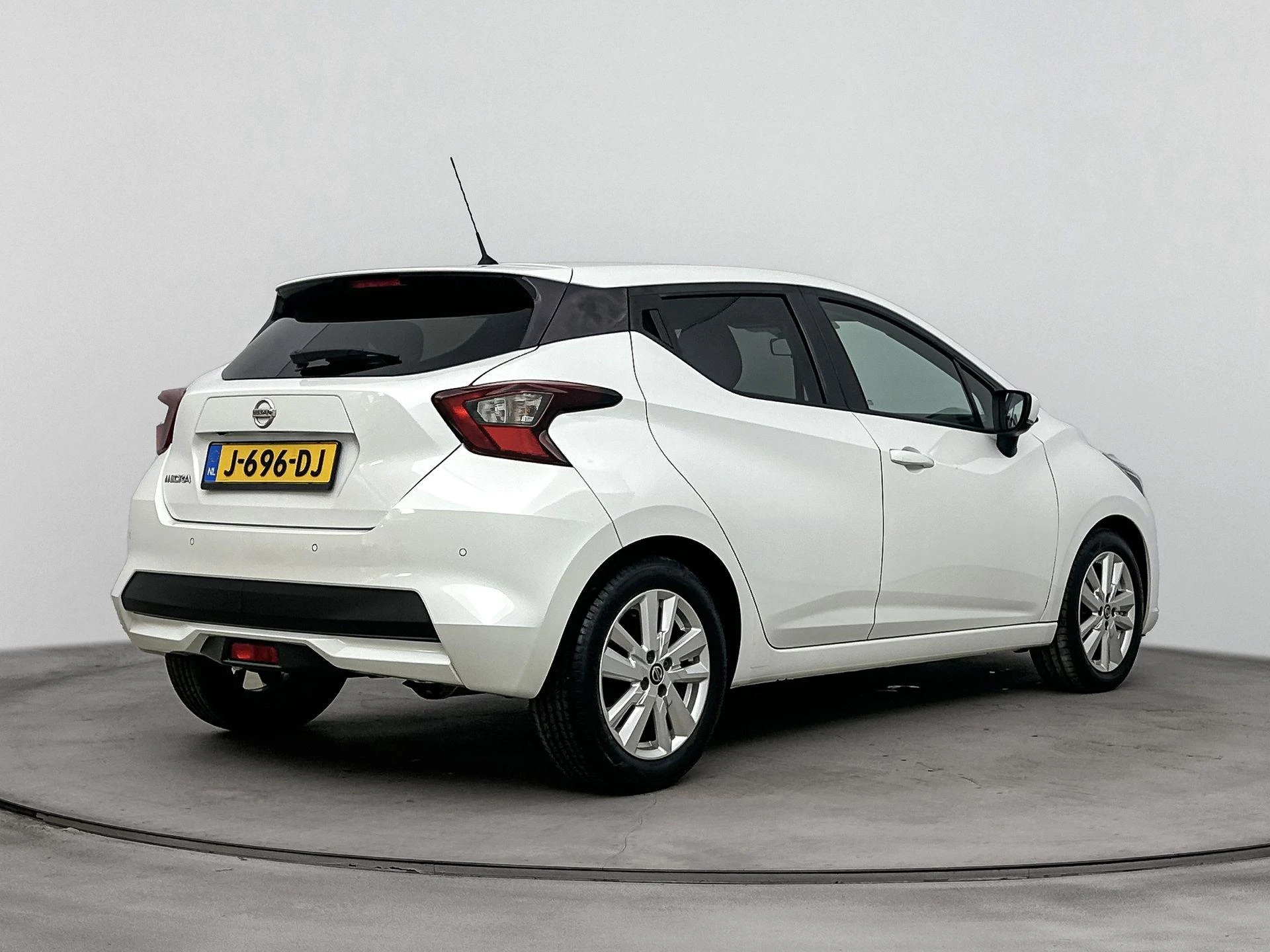 Nissan-Micra-image-3