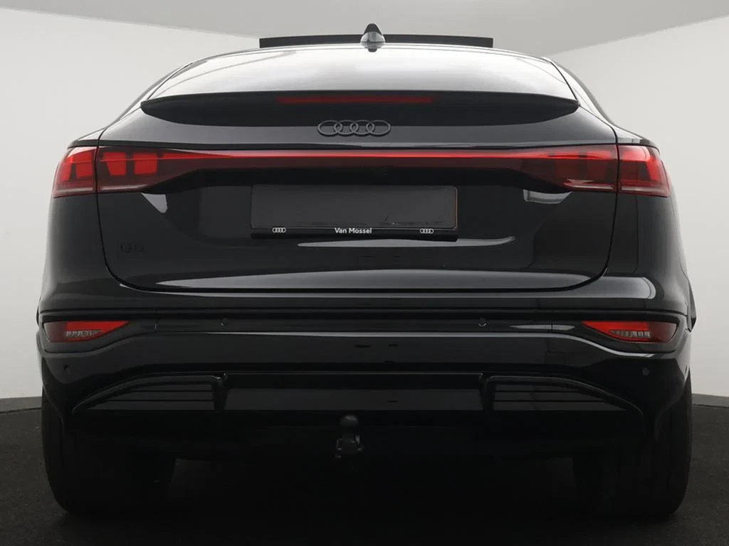 Audi-Q6 e-tron-image-6