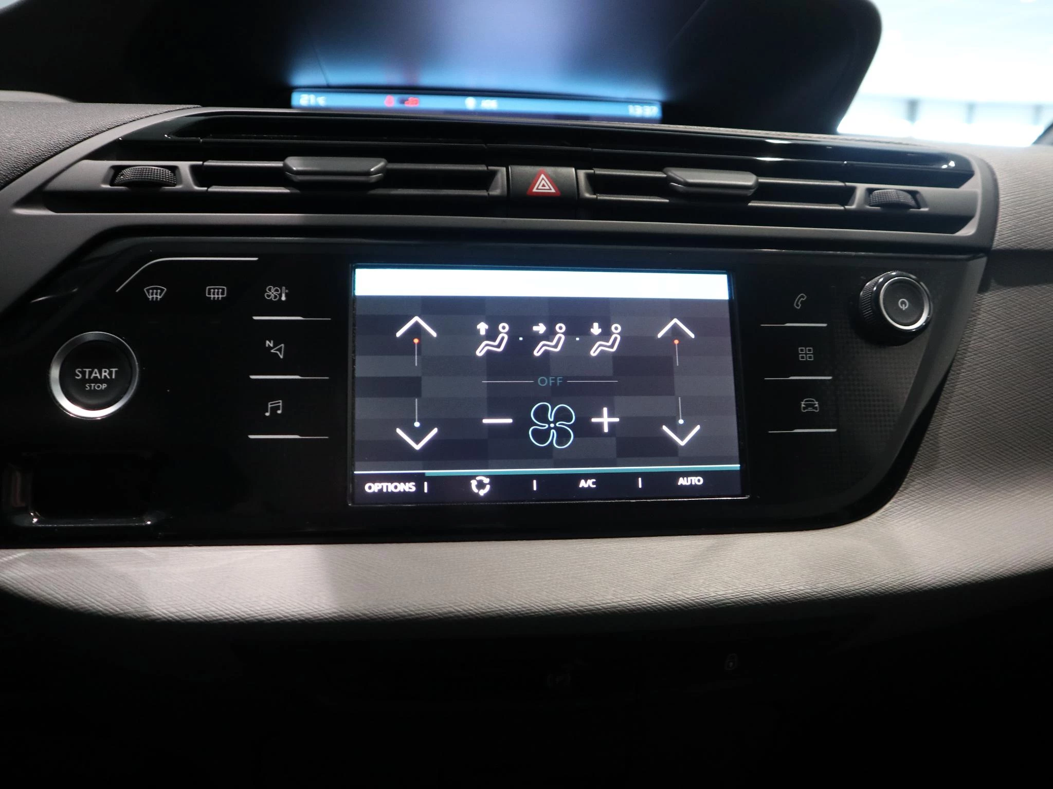 Citroën-Grand C4 Spacetourer-image-14