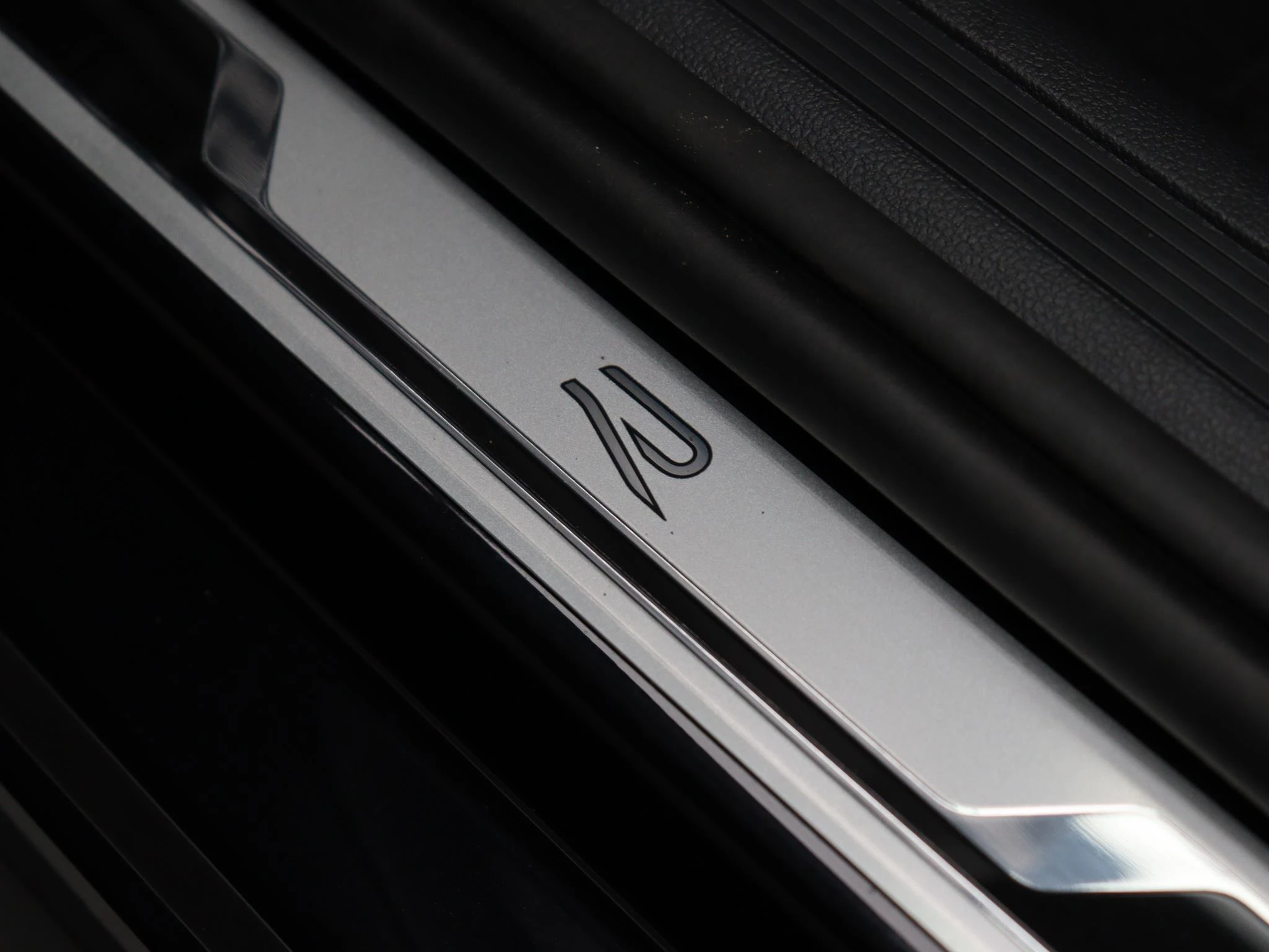 Volkswagen-Polo-image-29