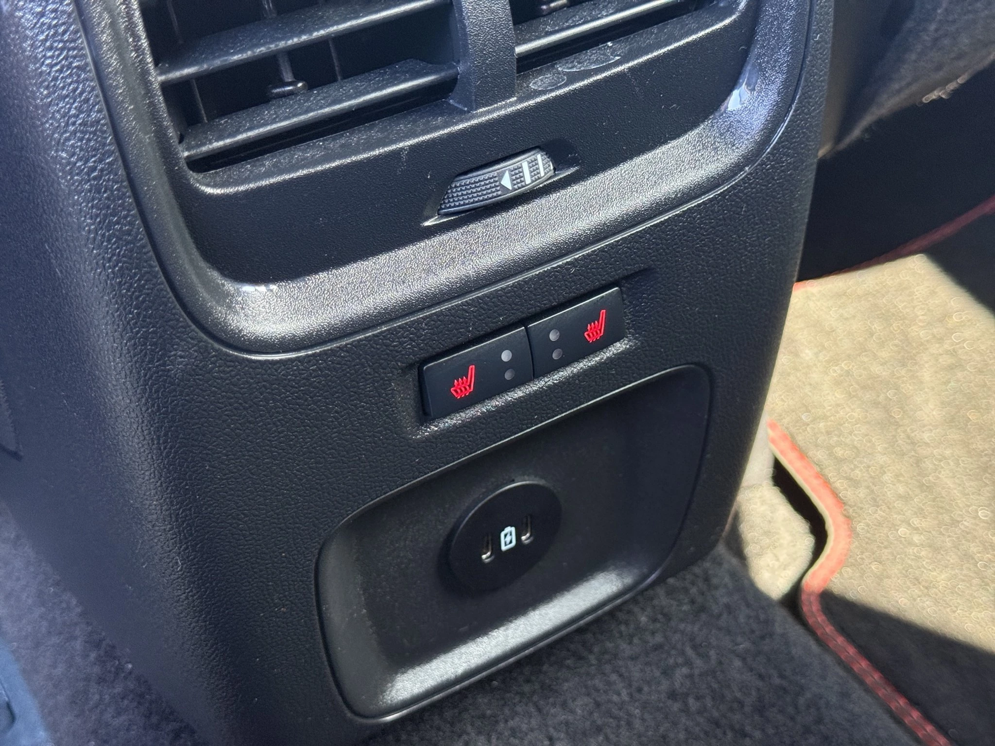 Ford-Kuga-image-17