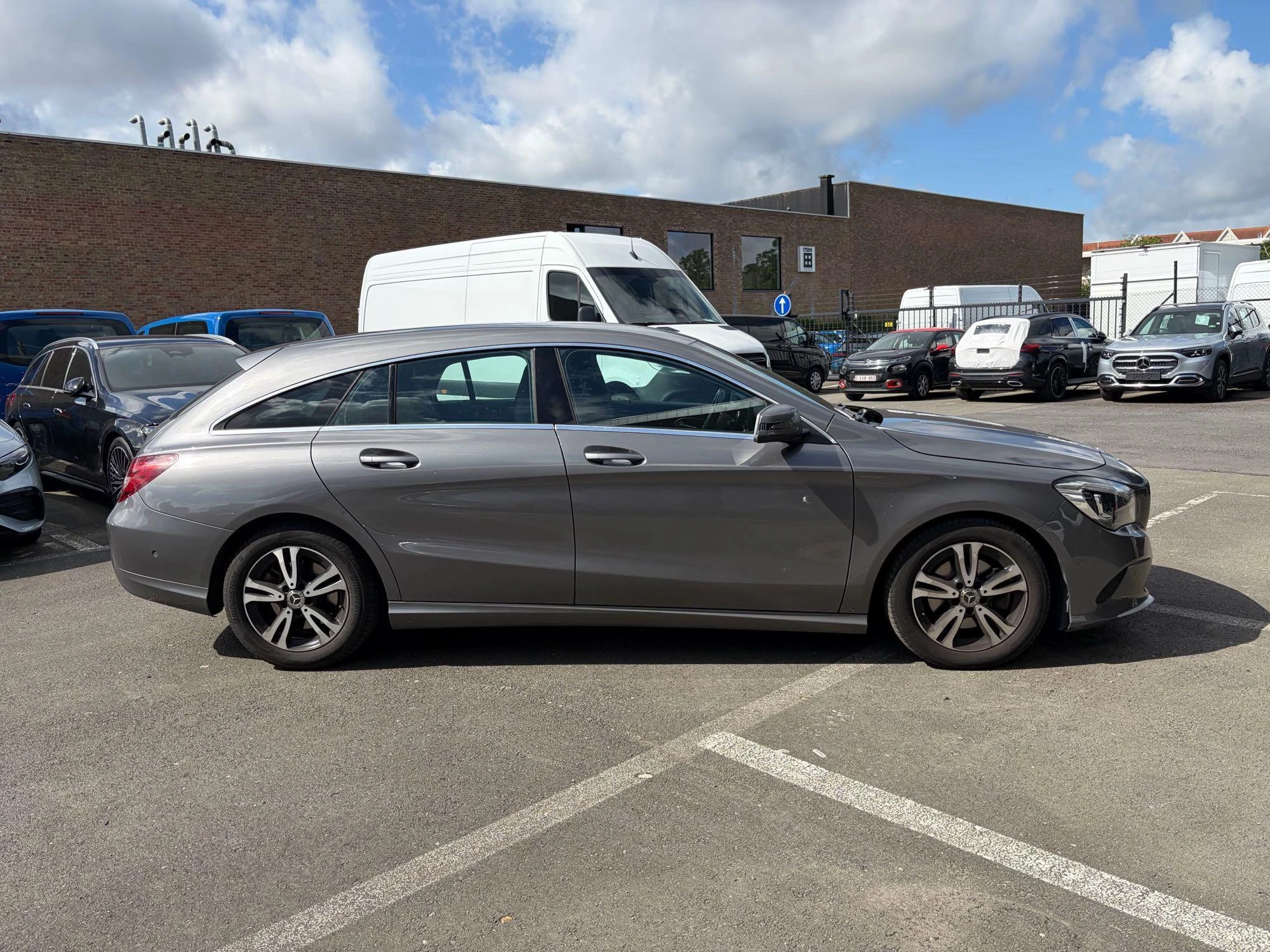 Mercedes-Benz CLA Shooting Brake CLA 180