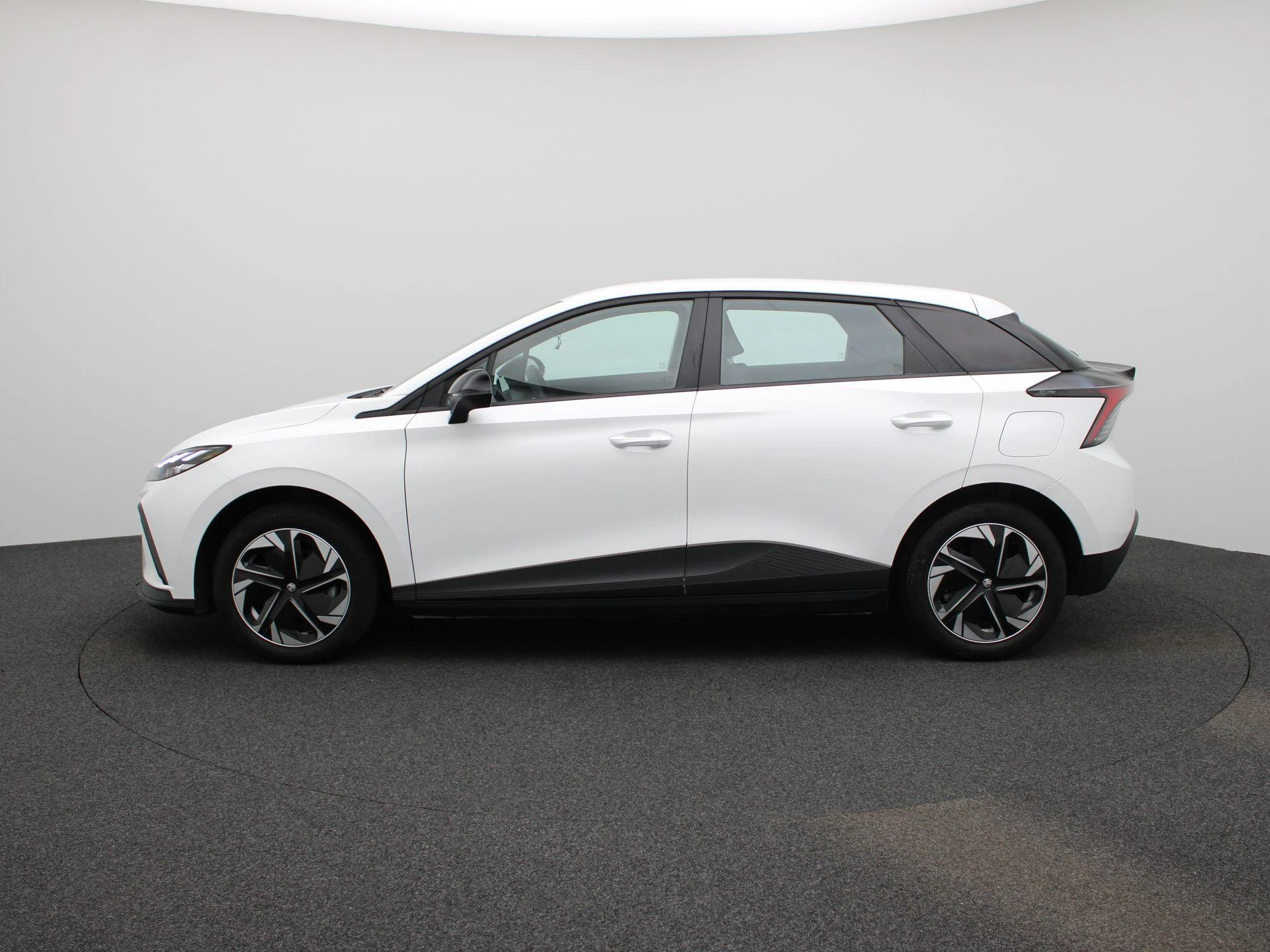 MG-MG4 EV-image-3