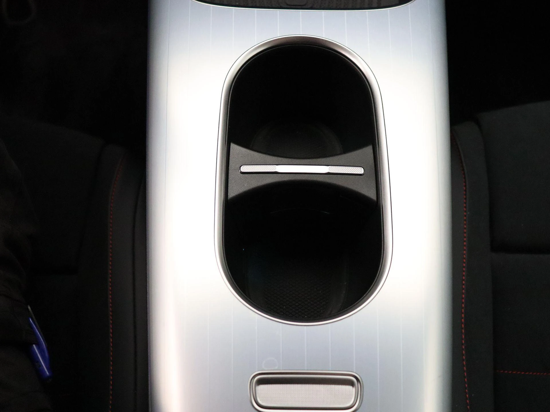 Mercedes-Benz-CLA-image-19