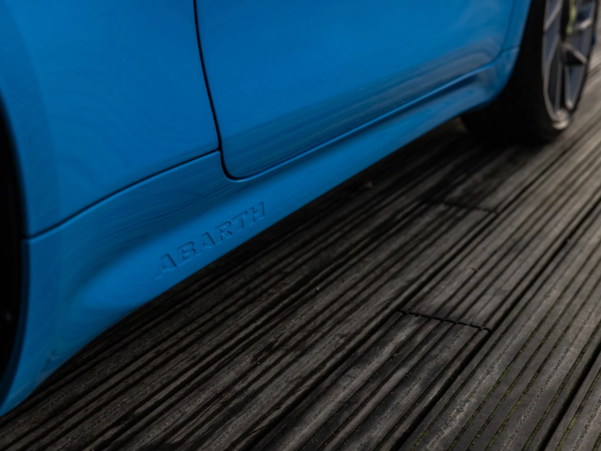 Abarth-500e-image-12