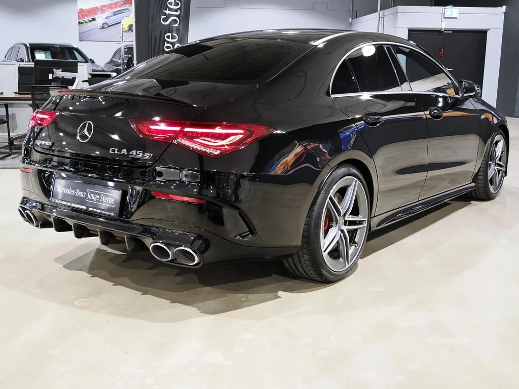 Mercedes-AMG-CLA 45 S AMG-image-5