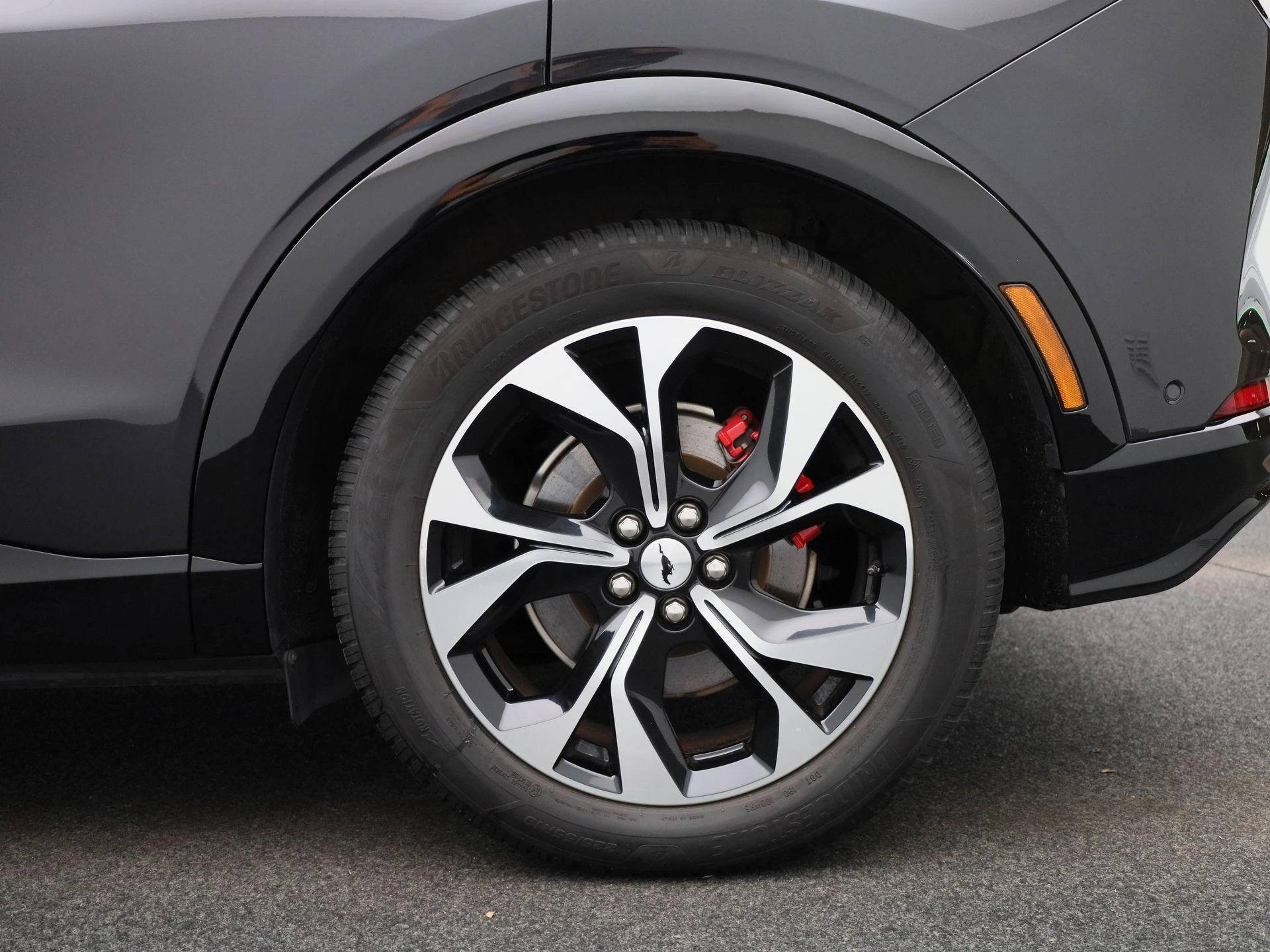 Ford Mustang Mach-E AWD 75 kWh