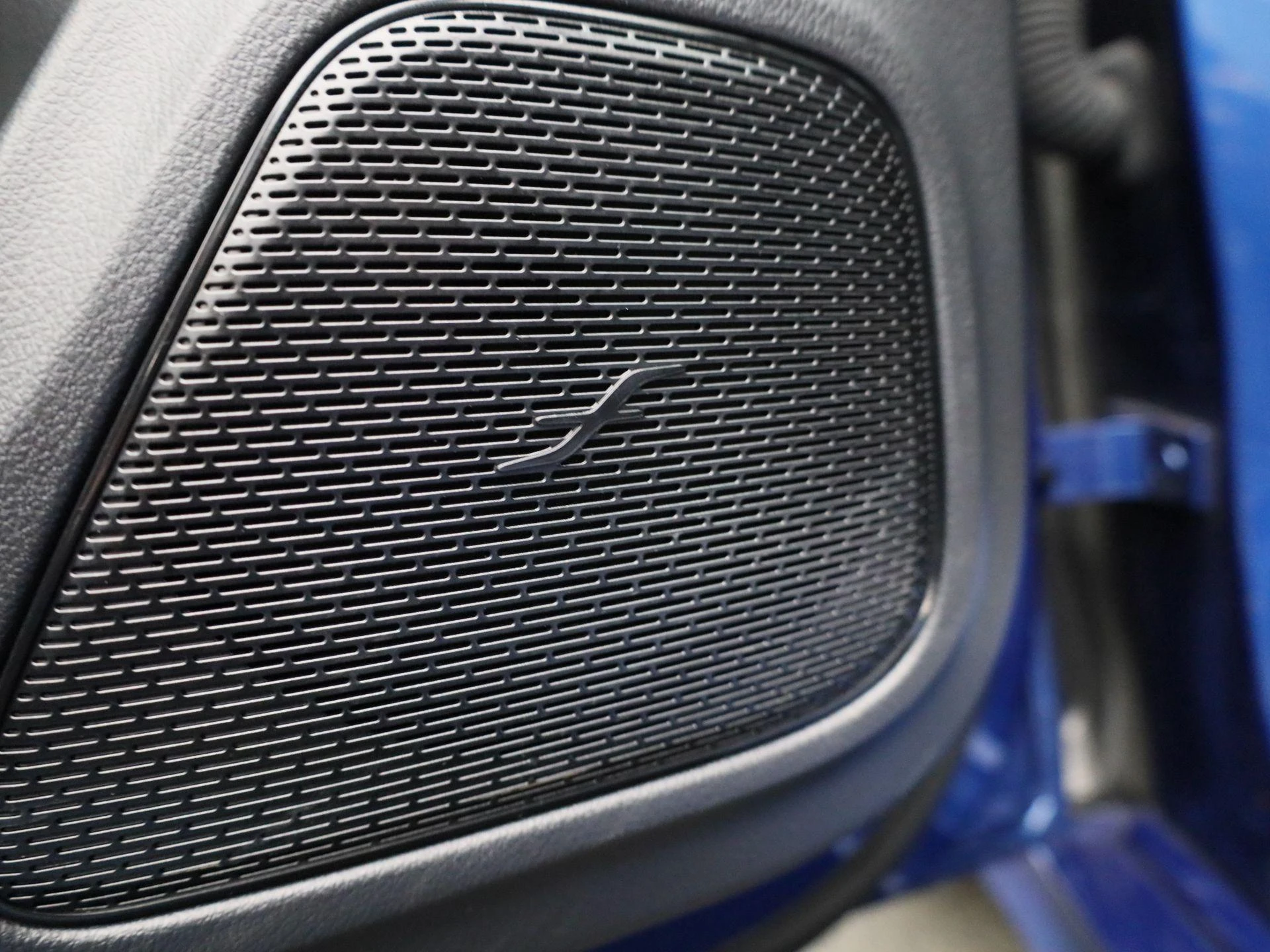 Mercedes-Benz-CLA-image-37