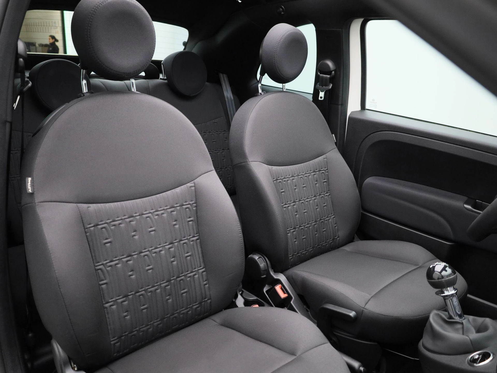 Fiat-500C-image-37