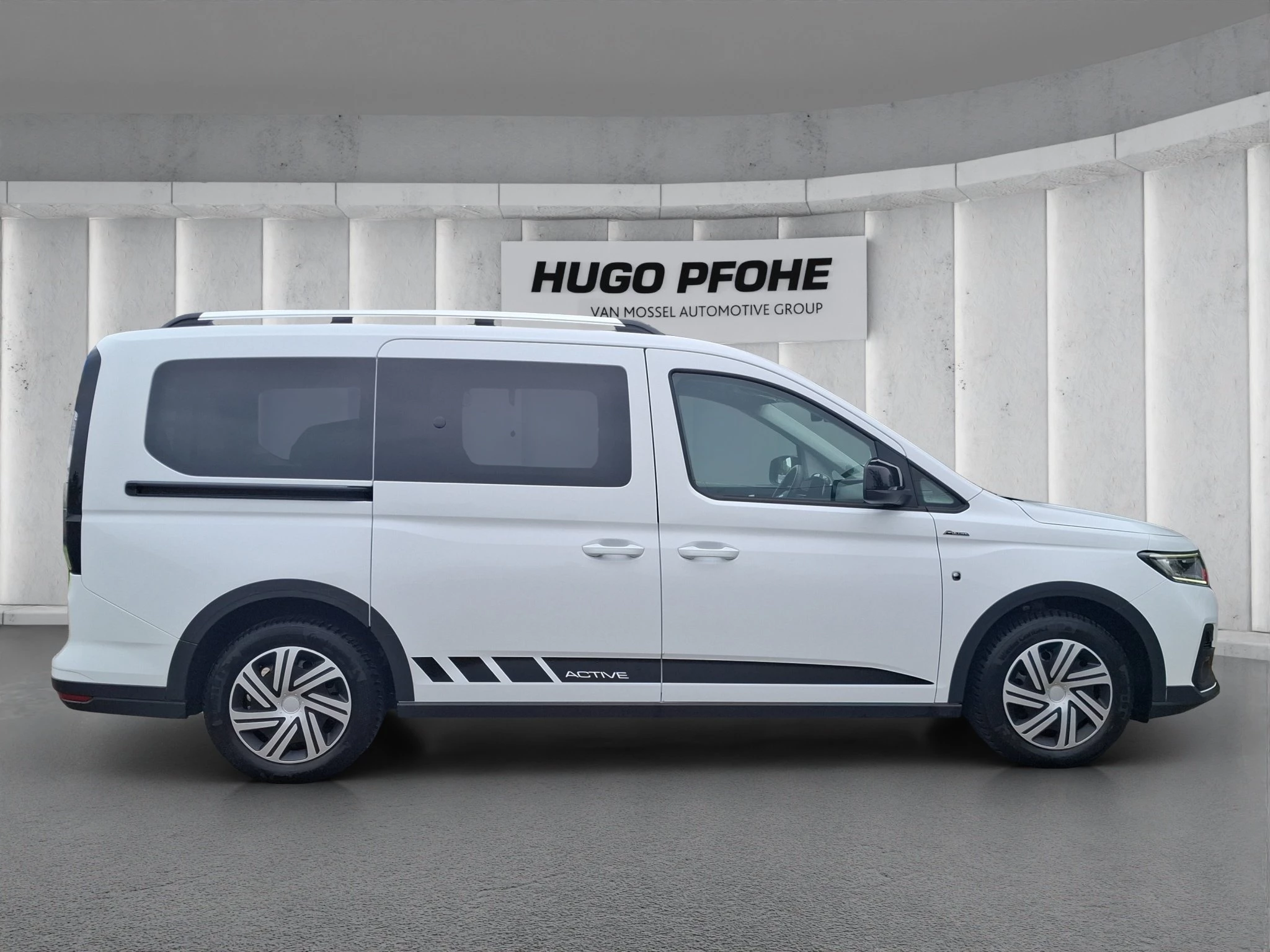 Ford Tourneo Connect Grand Active *KOMF.PKT*LED*PANO