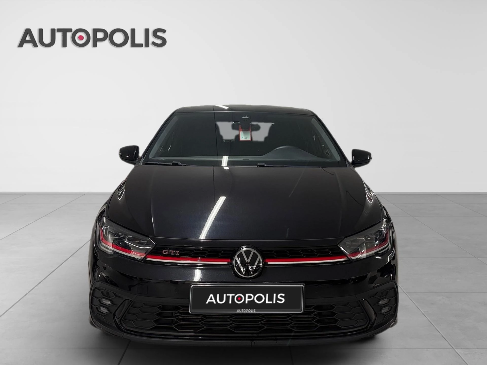 Volkswagen-Polo-image-13