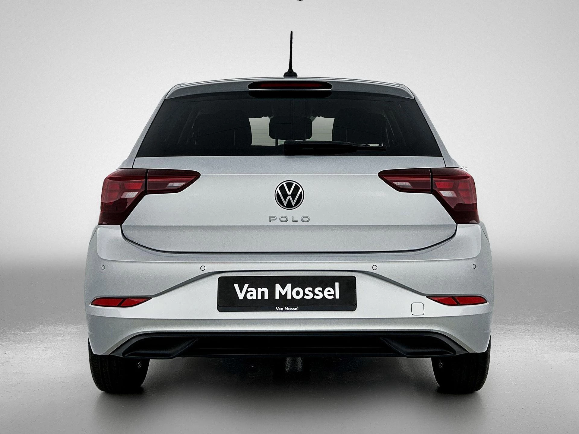 Volkswagen-Polo-image-2