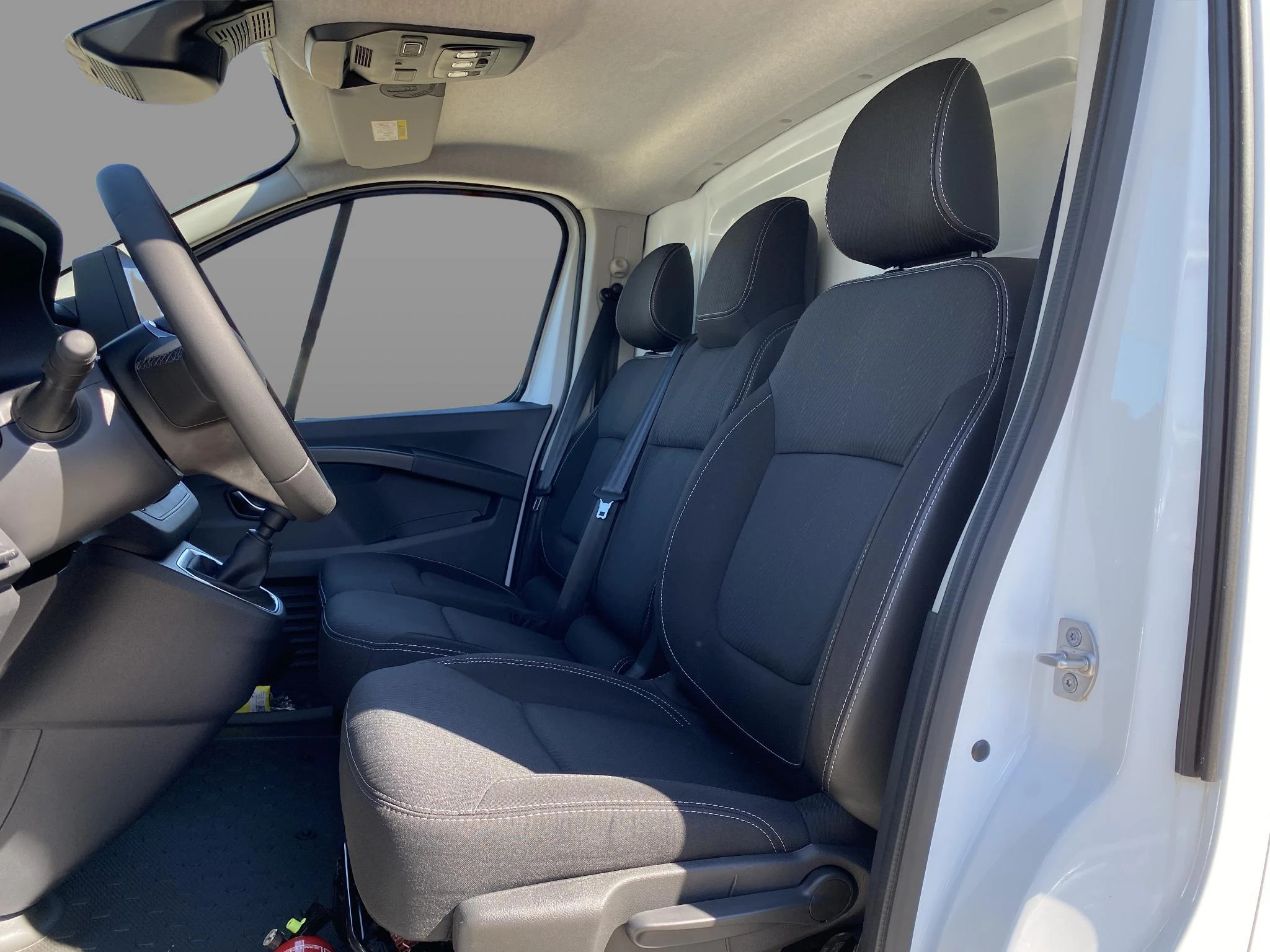 Renault-Trafic-image-12