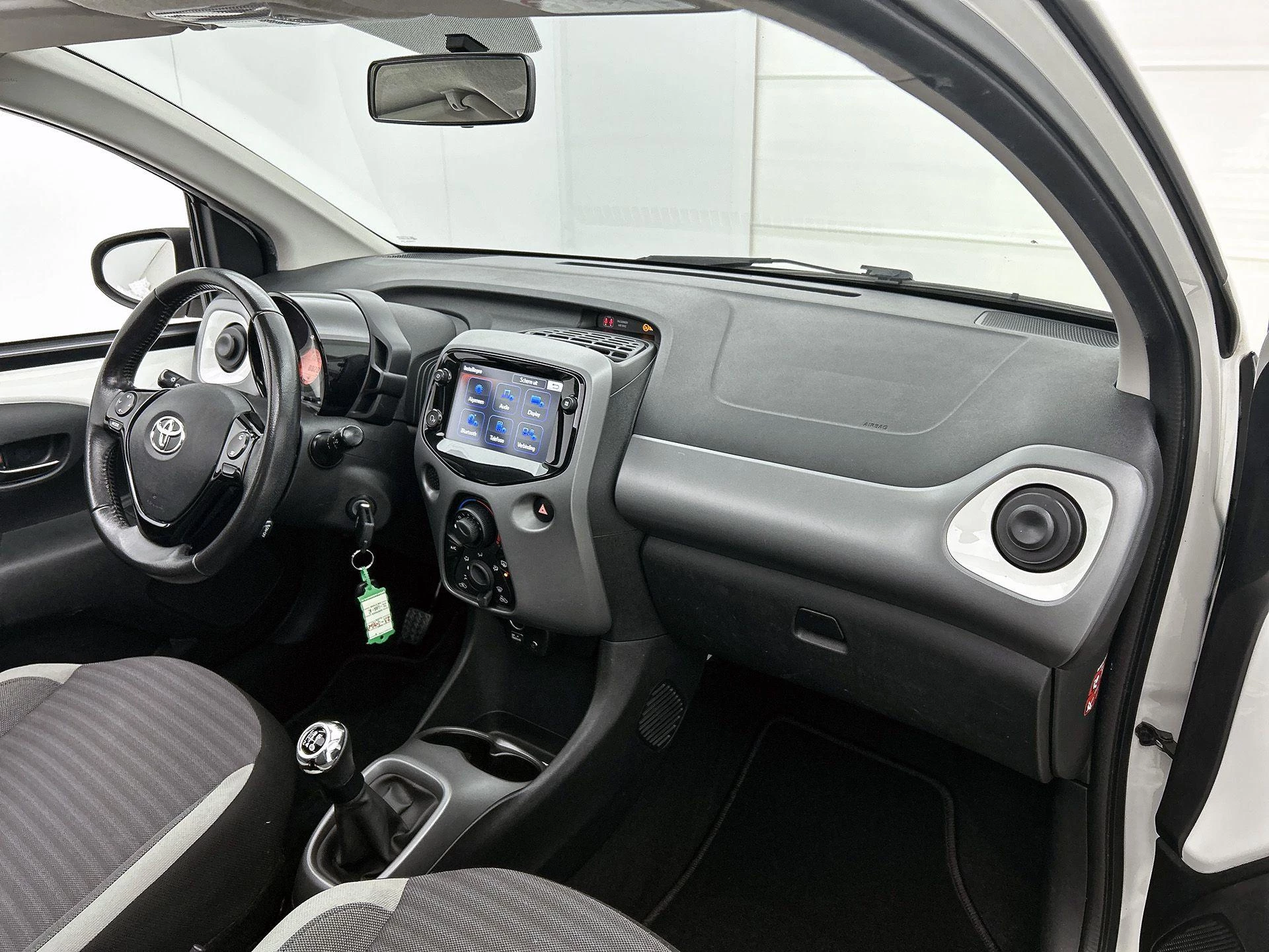 Toyota-Aygo-image-23