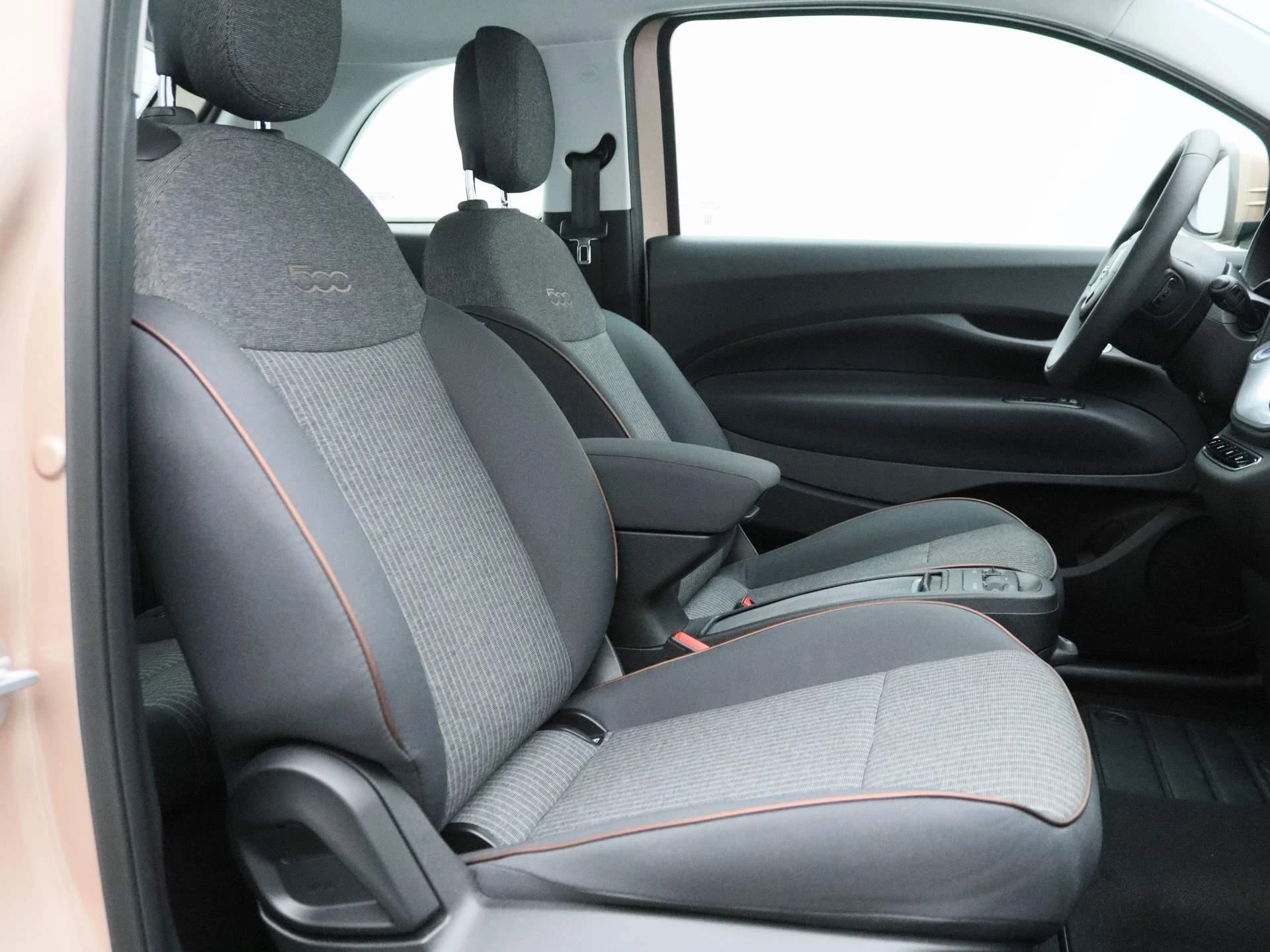 Fiat-500e-image-21