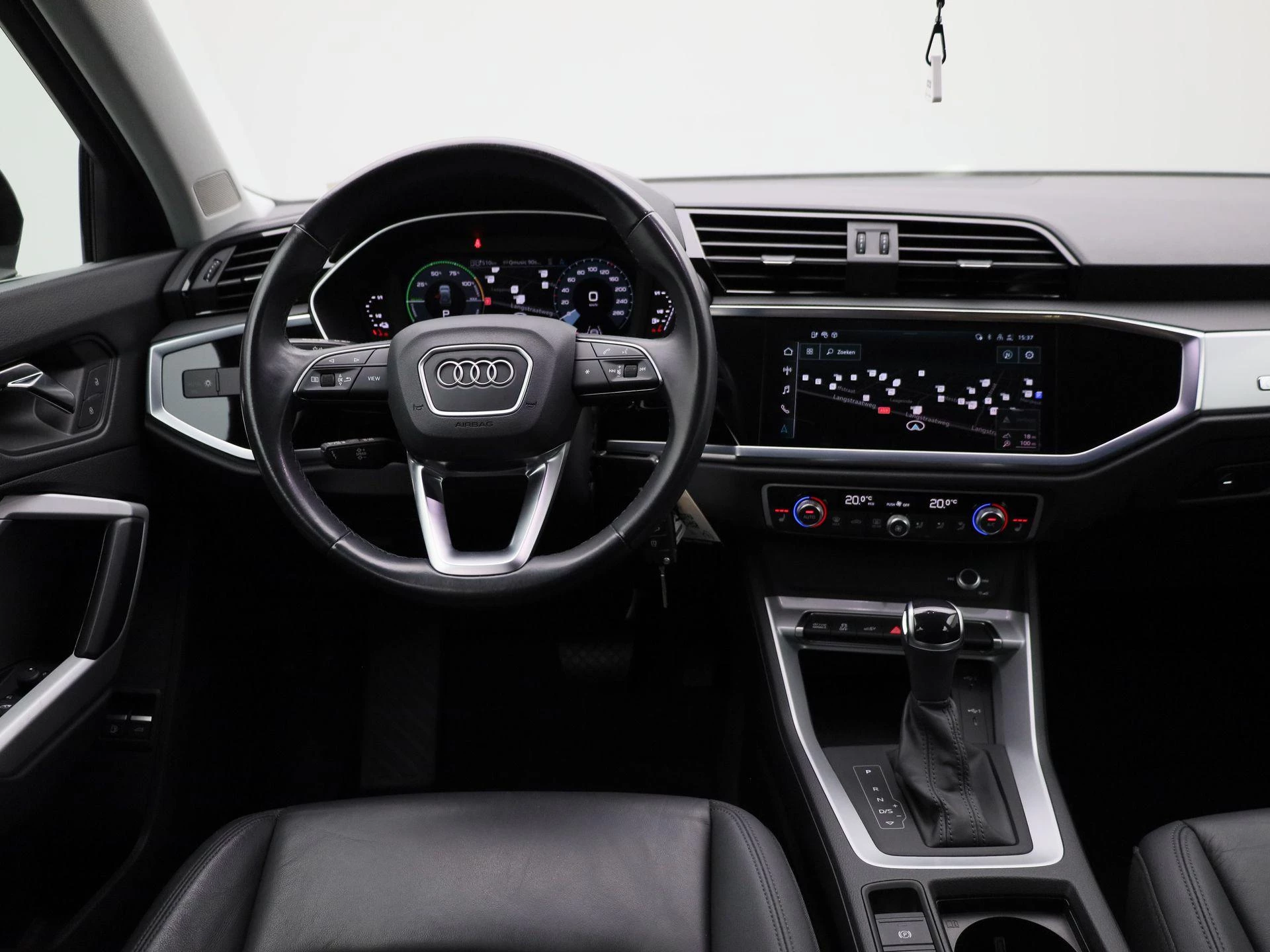 Audi Q3 45 TFSI e S tronic