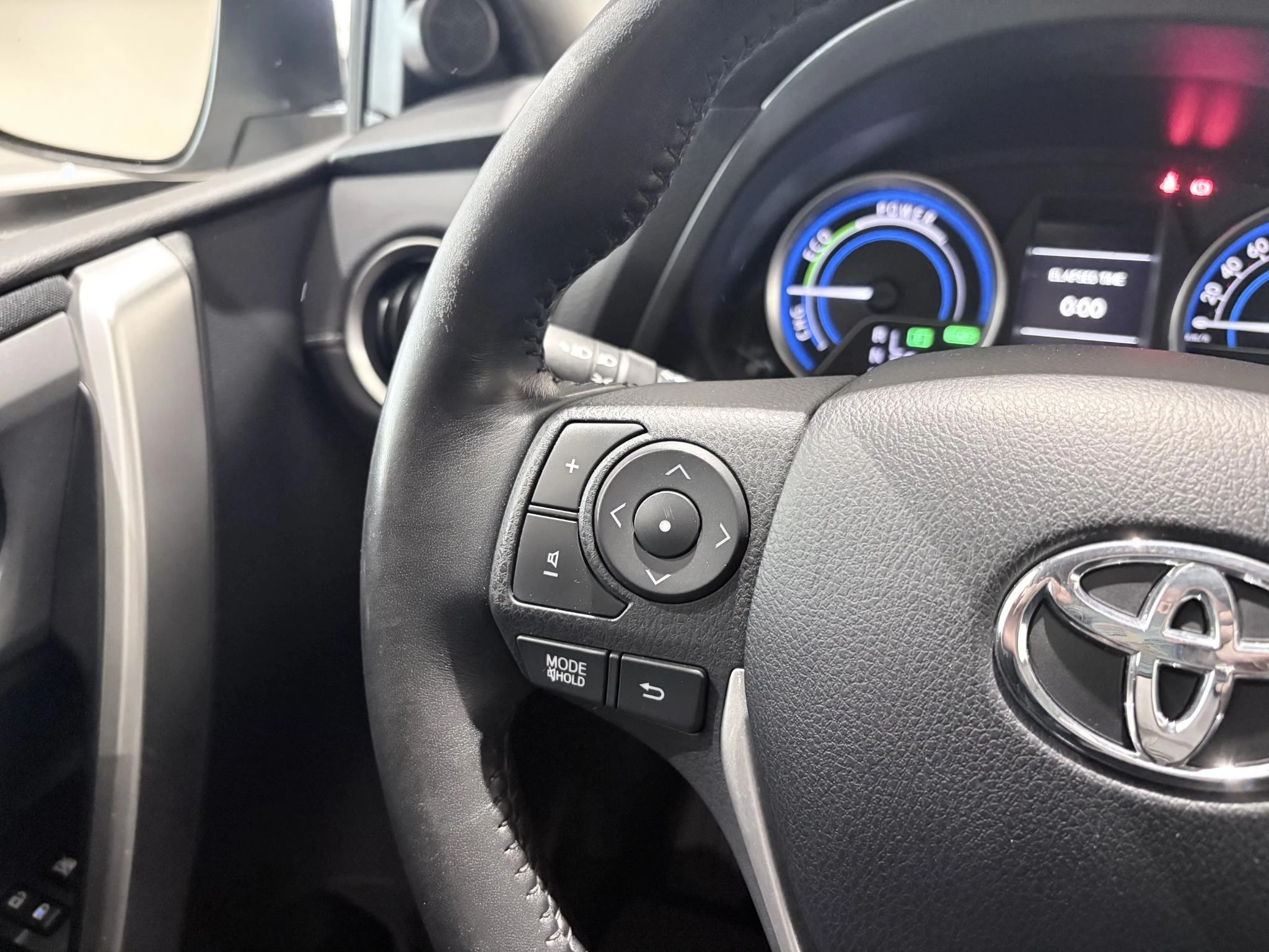 Toyota-Auris-image-15