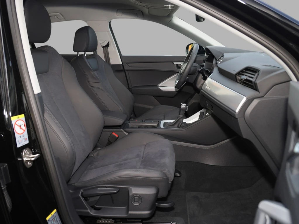 Audi-Q3-image-9