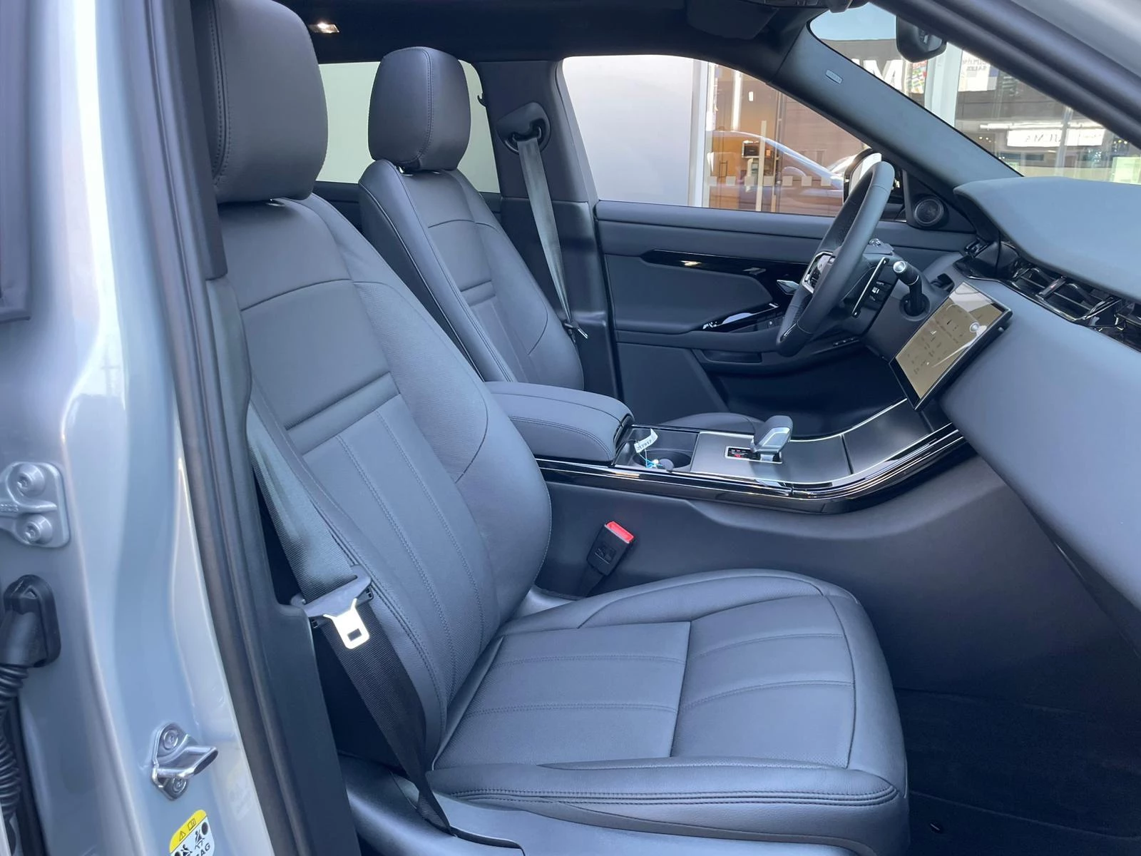 Land Rover Range Rover Evoque P160 S FWD Auto. 26.5MY