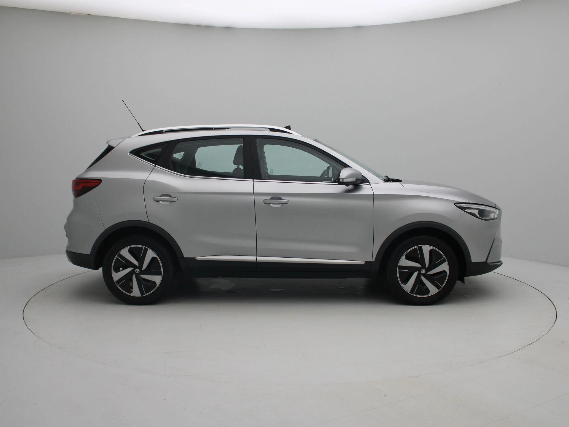 MG-ZS EV-image-6