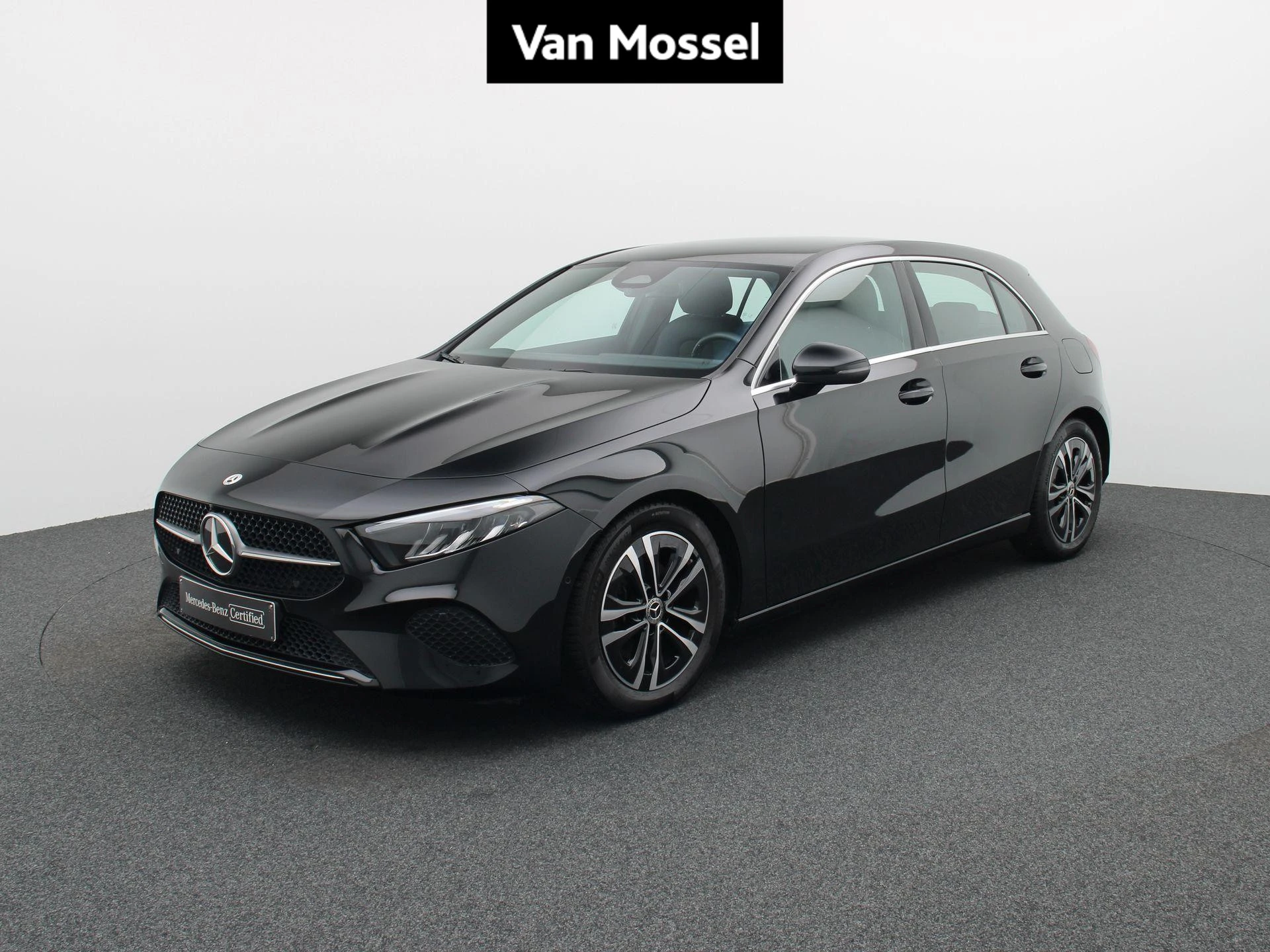Mercedes-Benz-A-Klasse-image-0