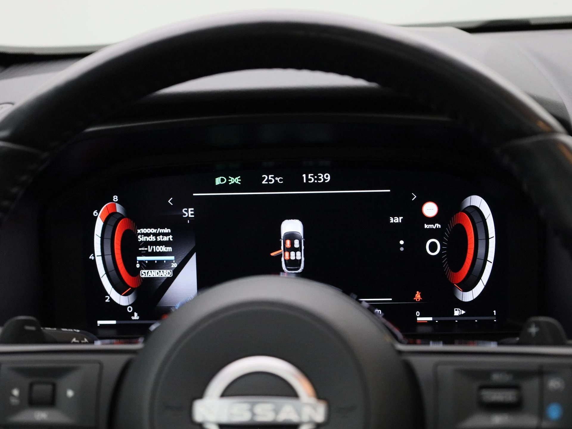Nissan-QASHQAI-image-7