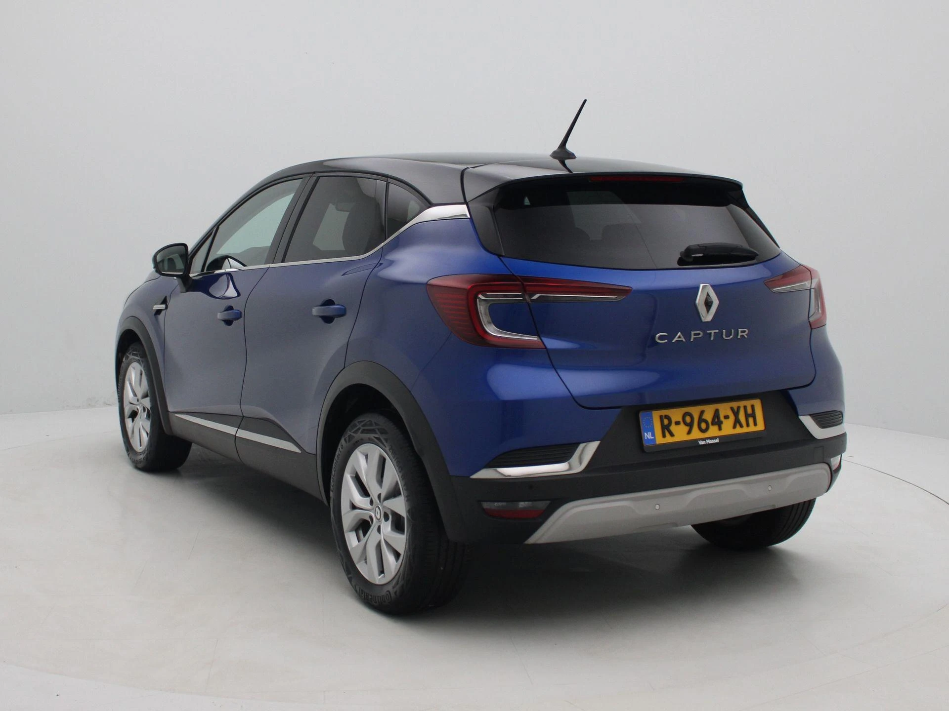 Renault-Captur-image-1
