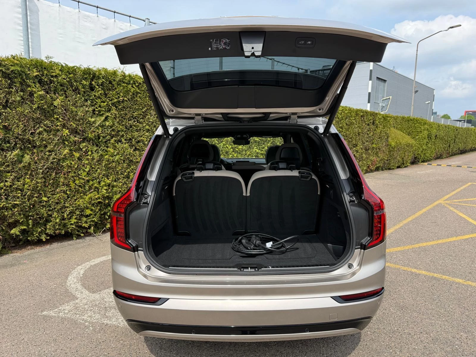 Volvo-XC90-image-10