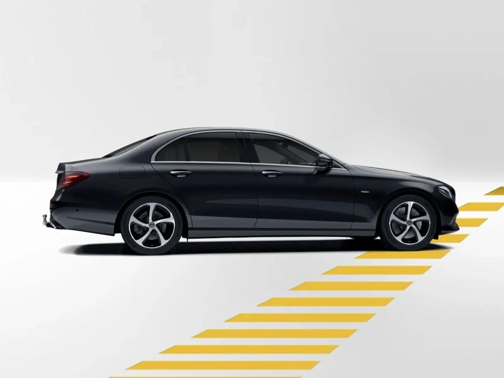 Mercedes-Benz-E-Klasse 400 d-image-7