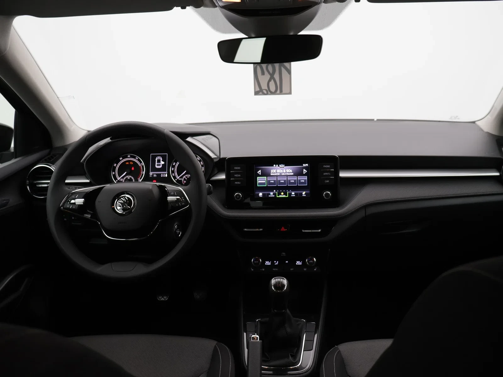 Škoda Fabia Fabia 1.0i Ambition *APP CONNECT*PDC*ZETELVERWARMING*AIRCO*DAB*...