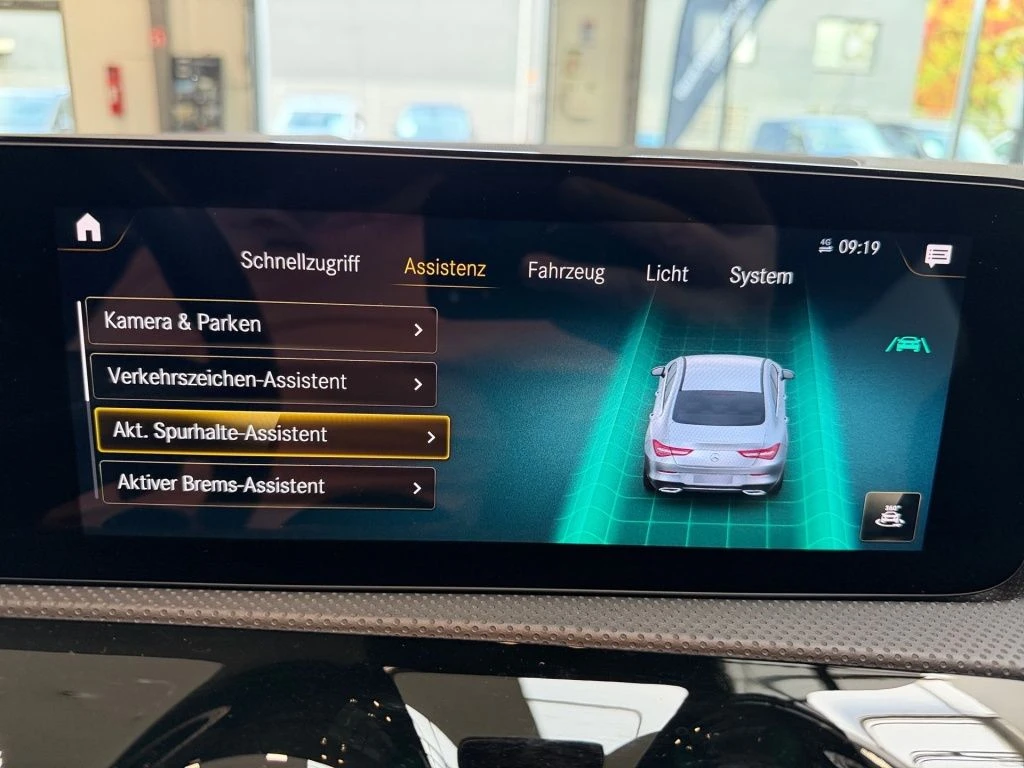 Mercedes-Benz-CLA 250-image-19