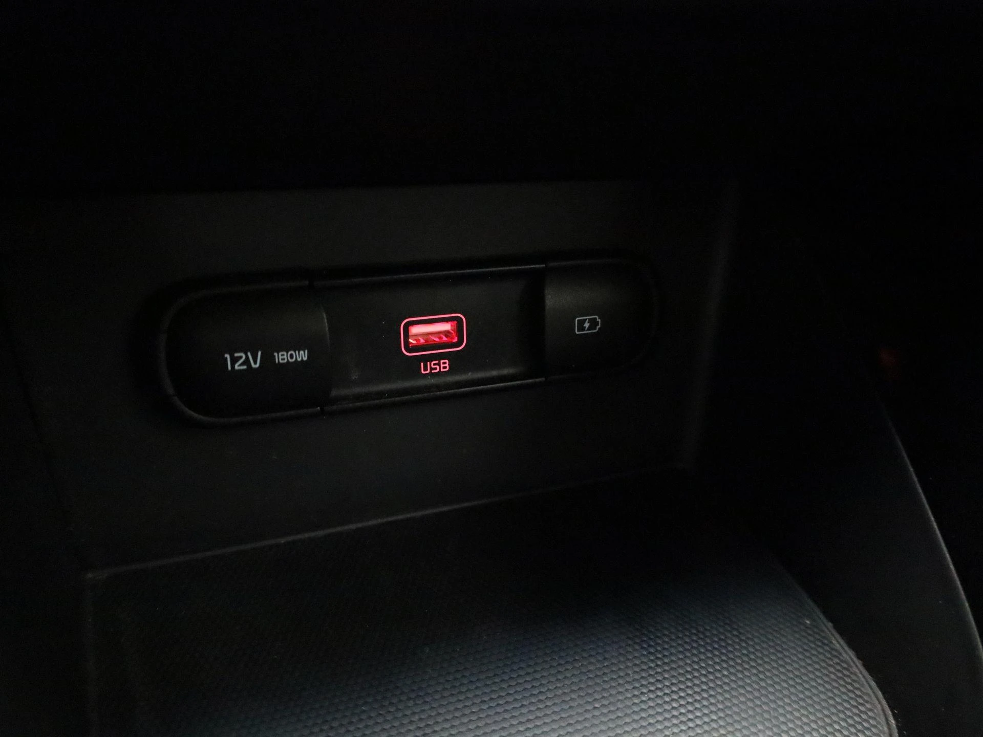 Kia-Niro-image-20