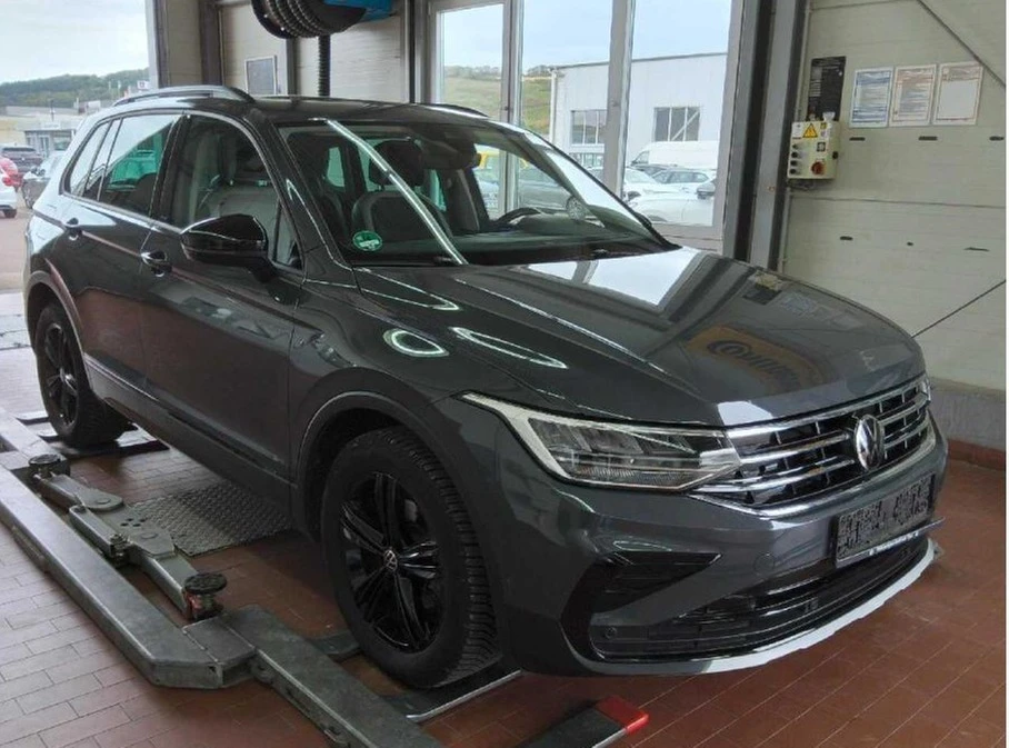 Volkswagen-Tiguan-image-1