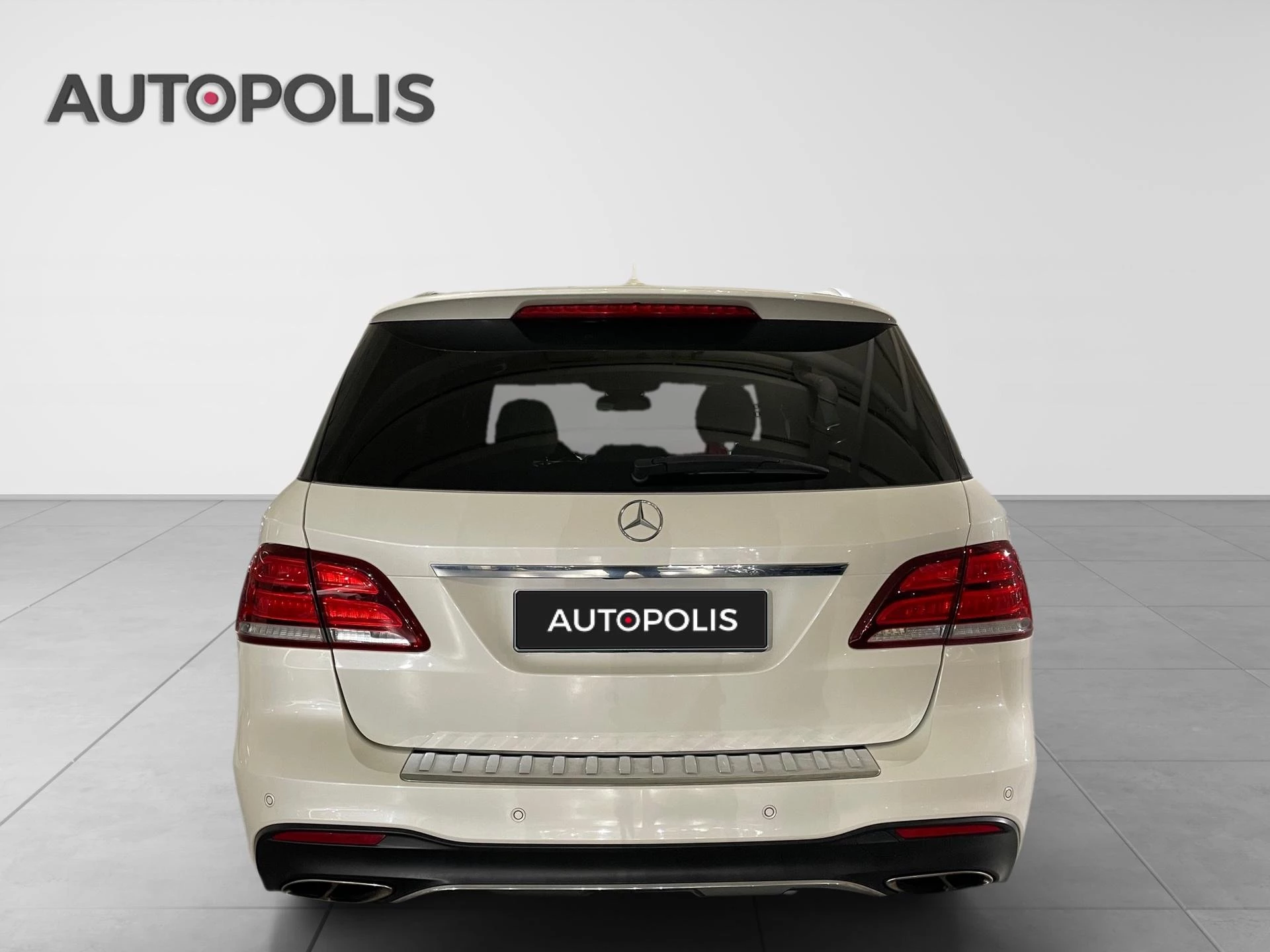 Mercedes-Benz-GLE-image-15