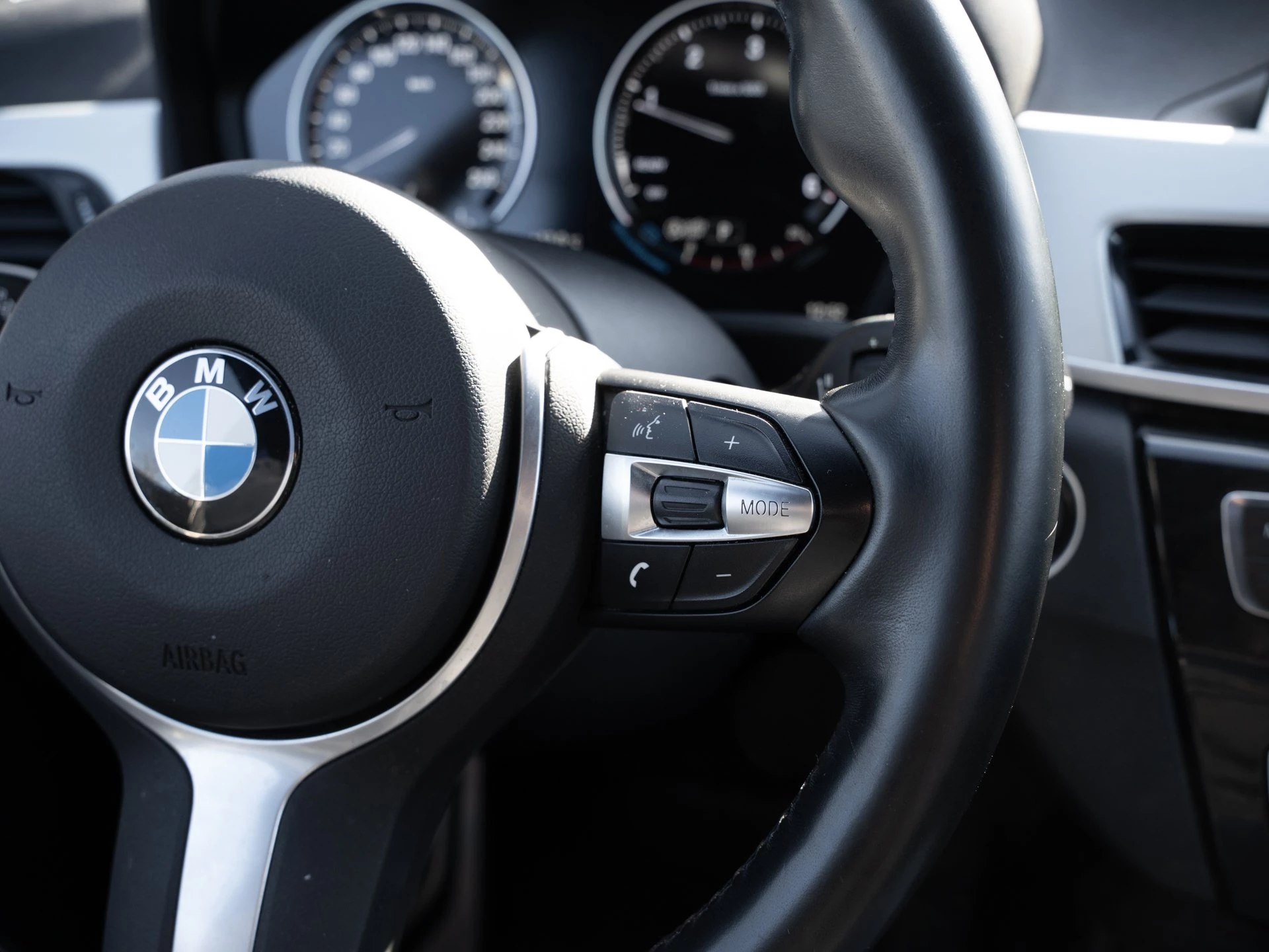 BMW X1 xDrive20d M Sport. Harman Kardon