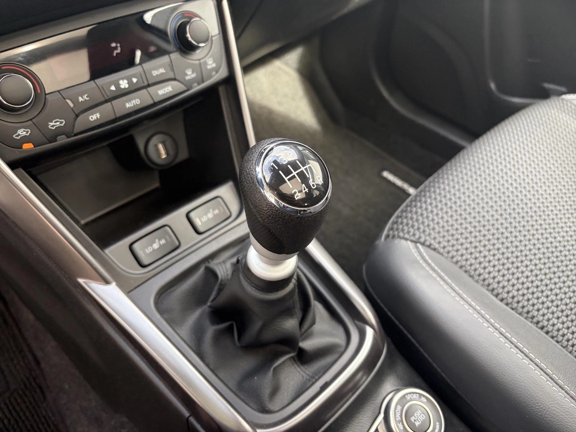 Suzuki-S-Cross-image-18