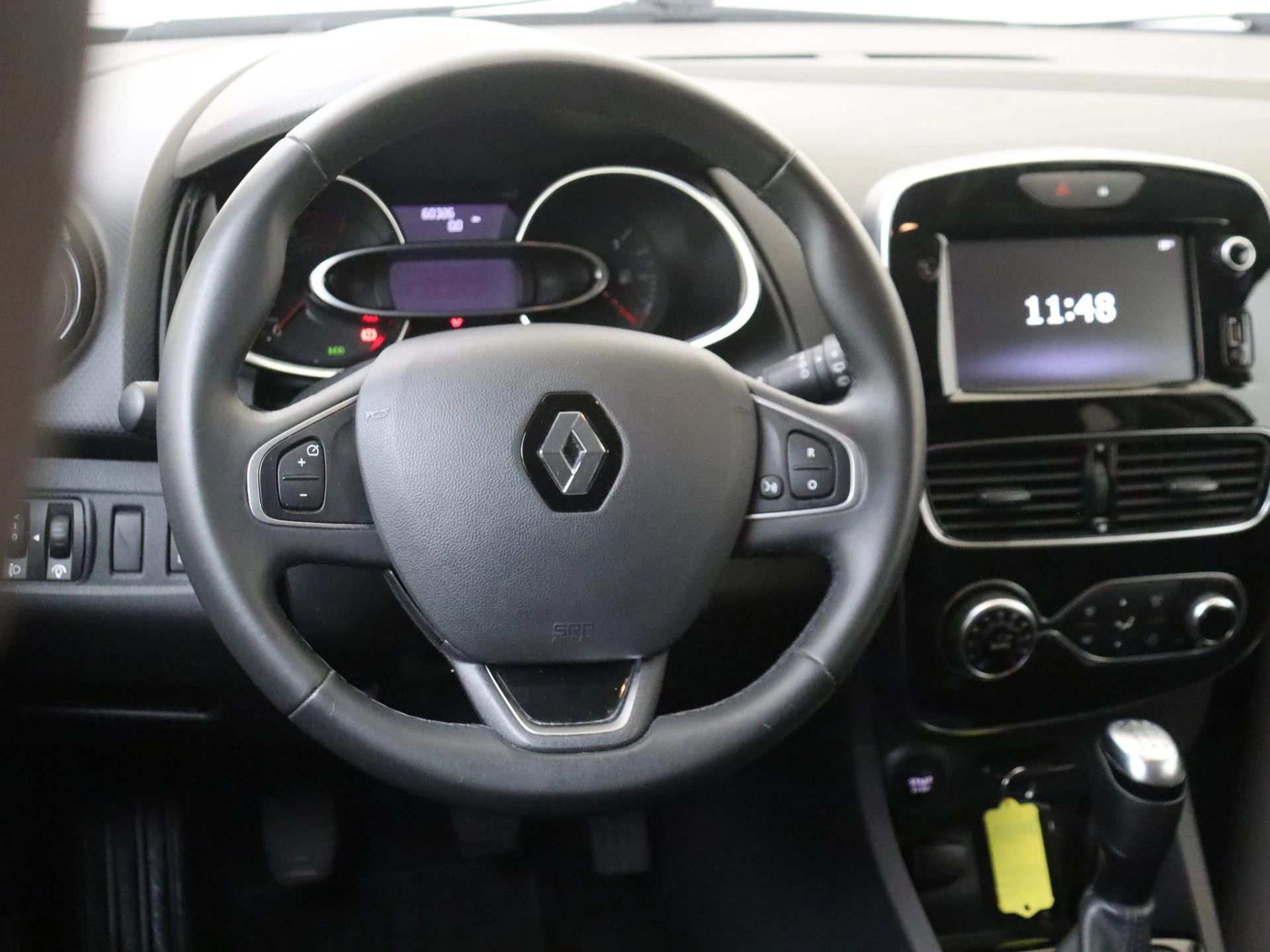 Renault-Clio-image-13