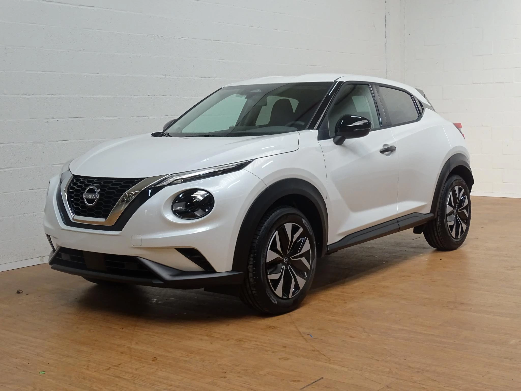 Nissan Juke 1.0 DIG-T Acenta automaat