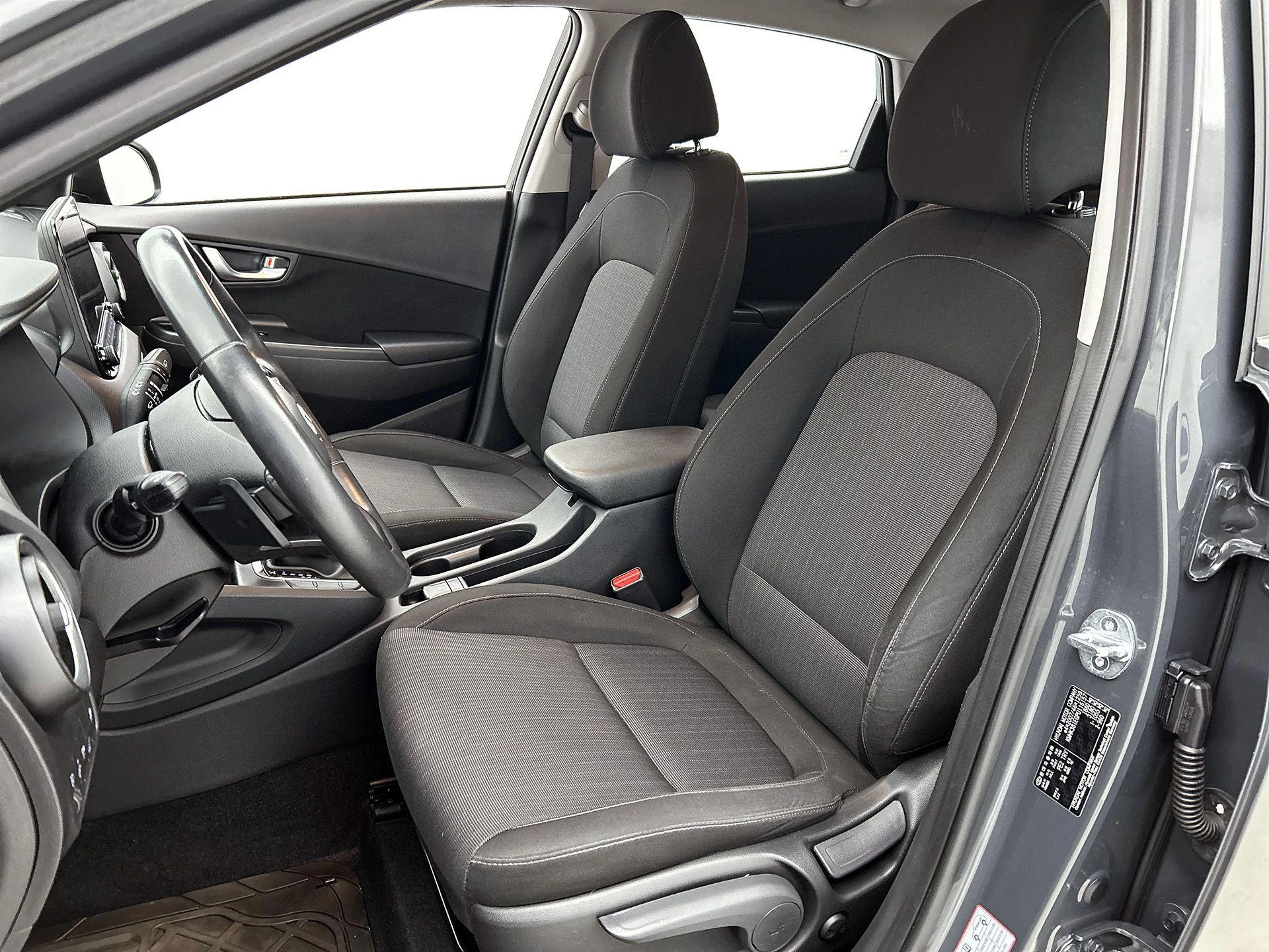 Hyundai-Kona-image-36