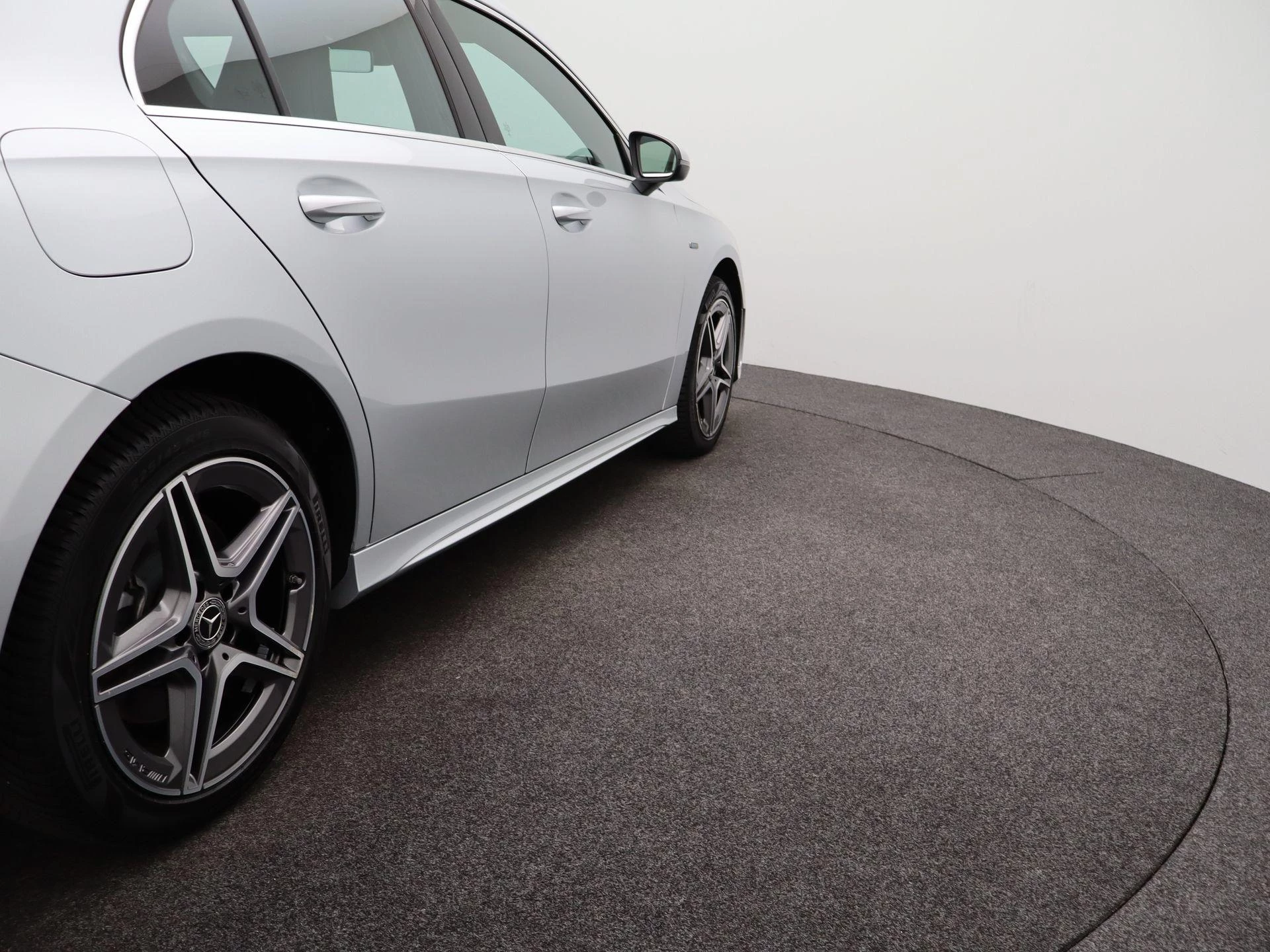 Mercedes-Benz-A-Klasse-image-37