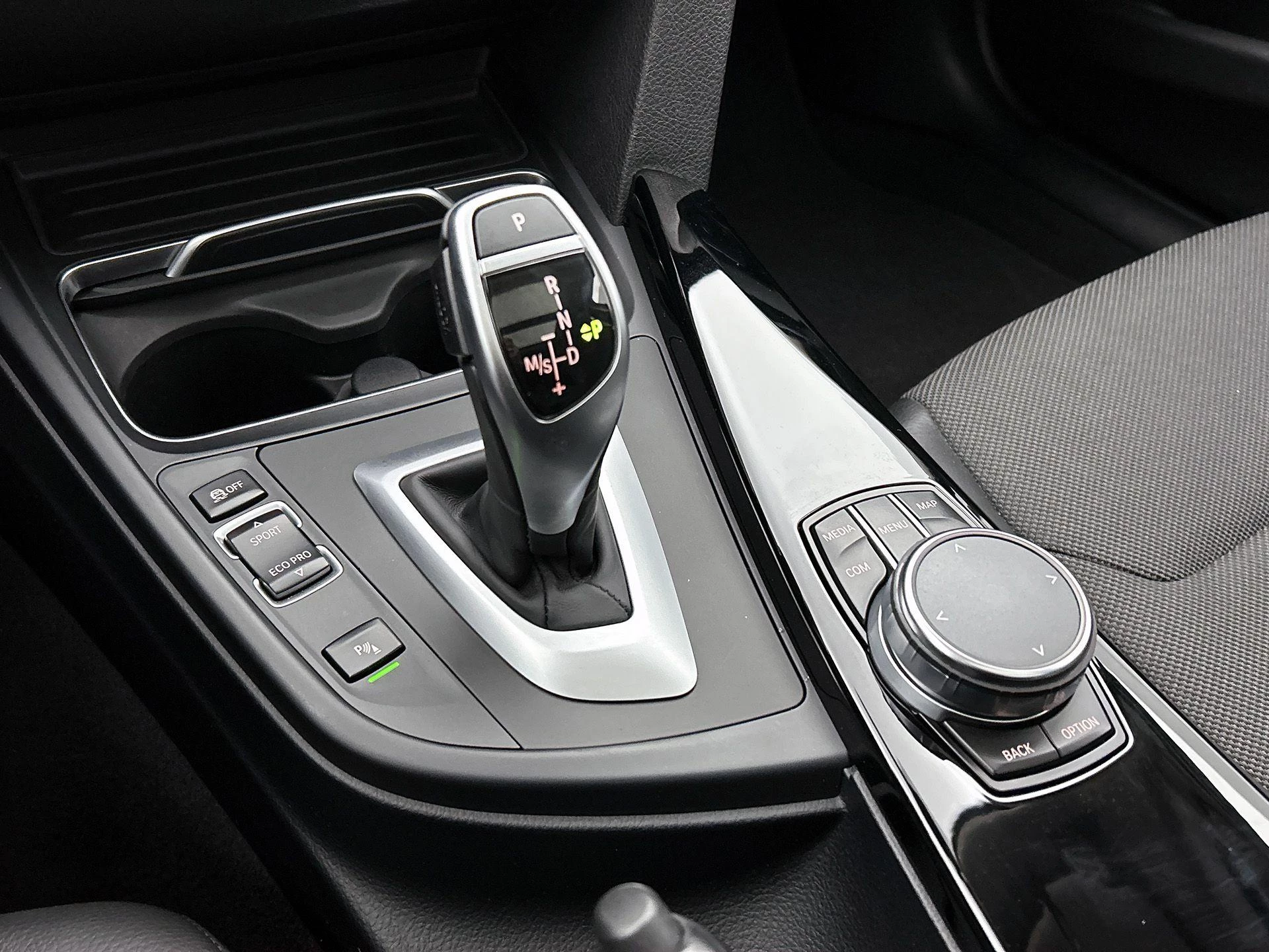 BMW-3 Serie-image-33