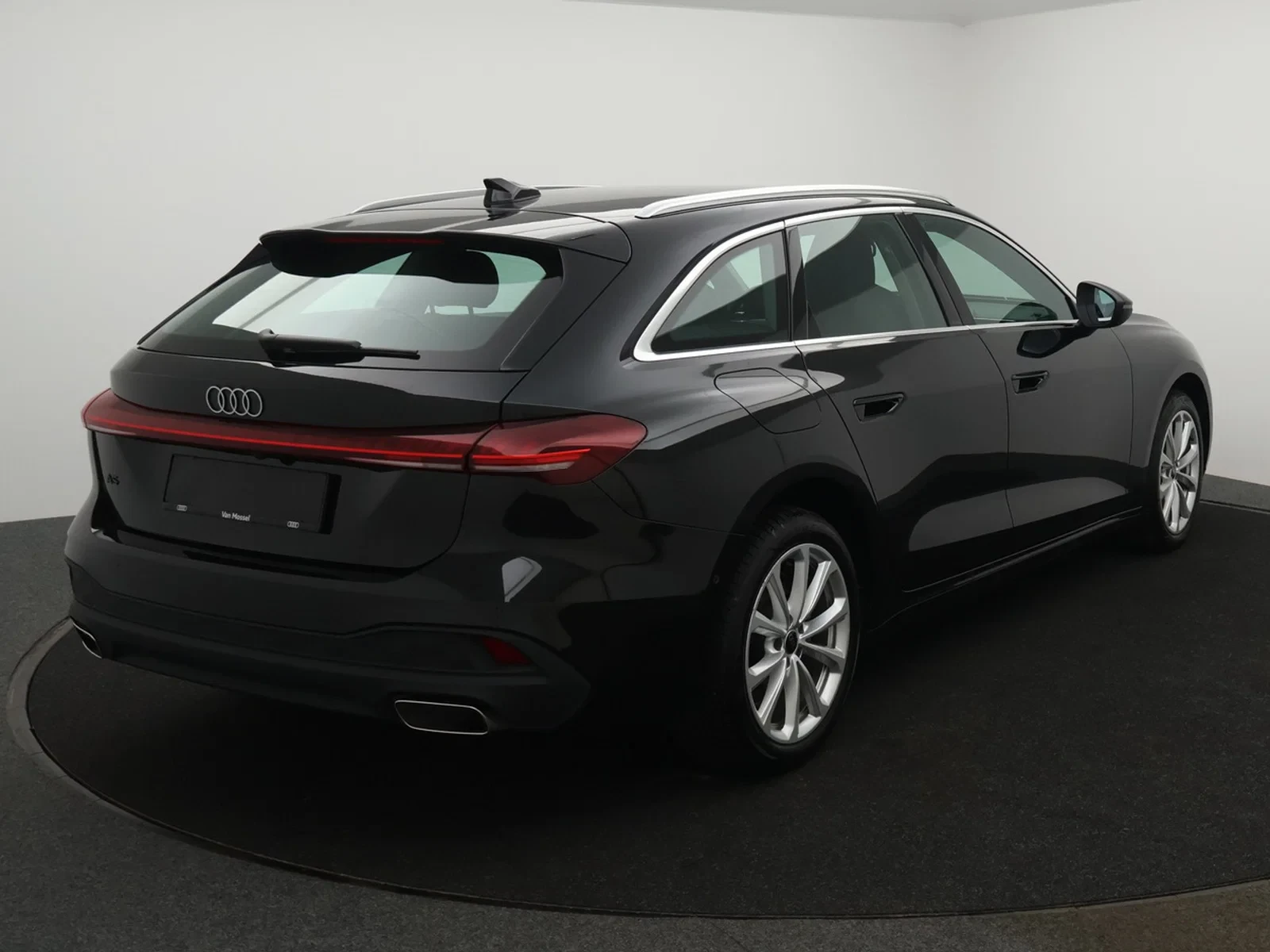Audi A5 Avant 2.0TFSI Advanced 150PK *AUTOMAAT*LEDER*CAMERA*PDC*ACC*VIRTUAL COCKPIT*APP-CONNECT*...*